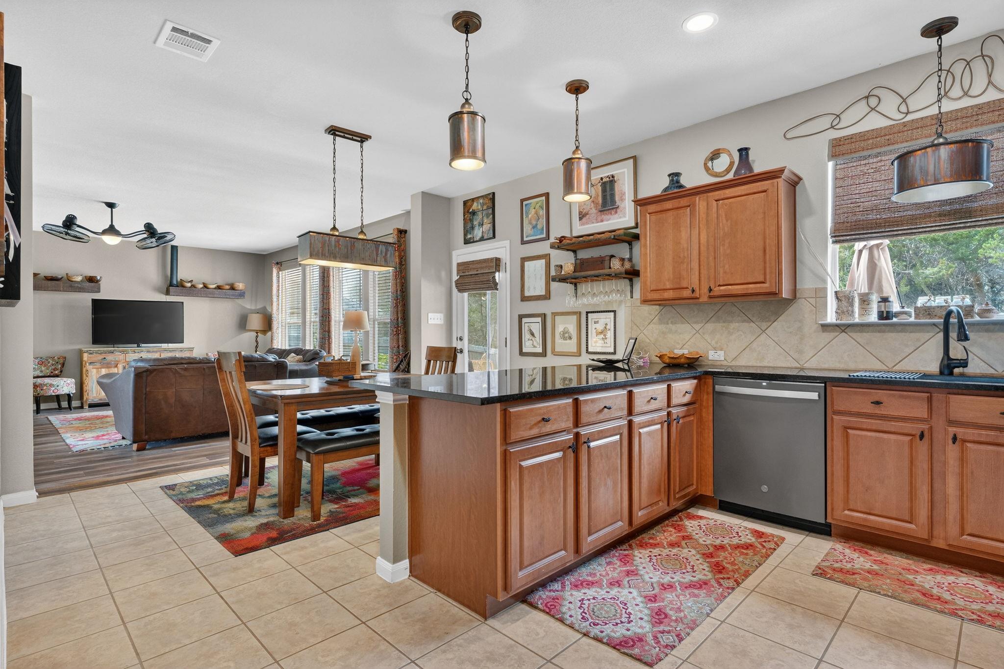 1403 Melissa Oaks Ln, Austin, TX 78744