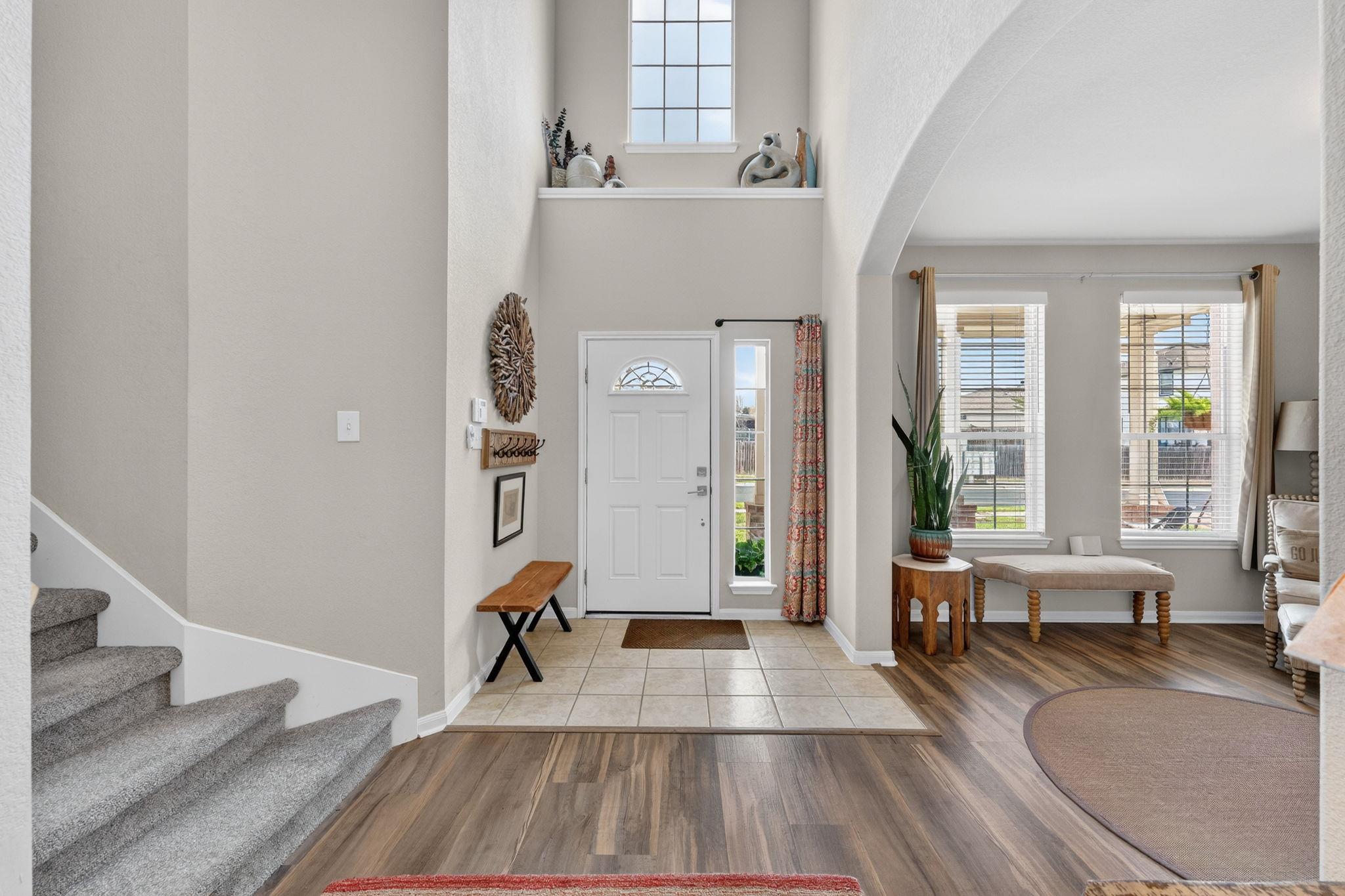 1403 Melissa Oaks Ln, Austin, TX 78744