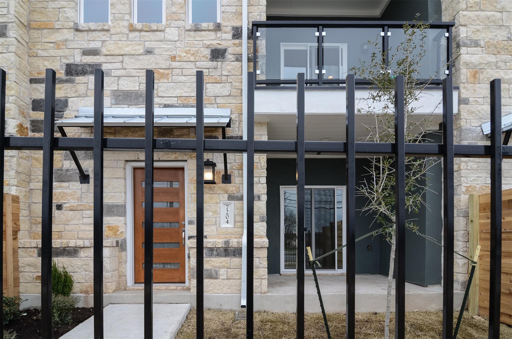 7204 Bassett Ct, Austin, TX 78741