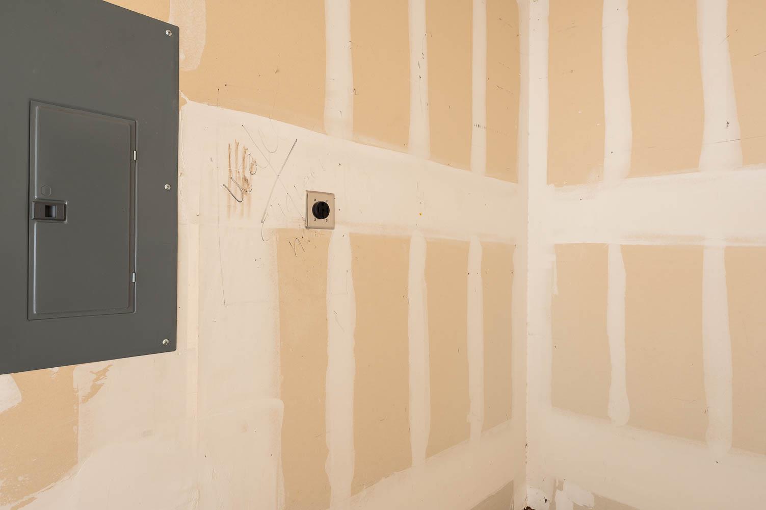 7204 Bassett Ct, Austin, TX 78741