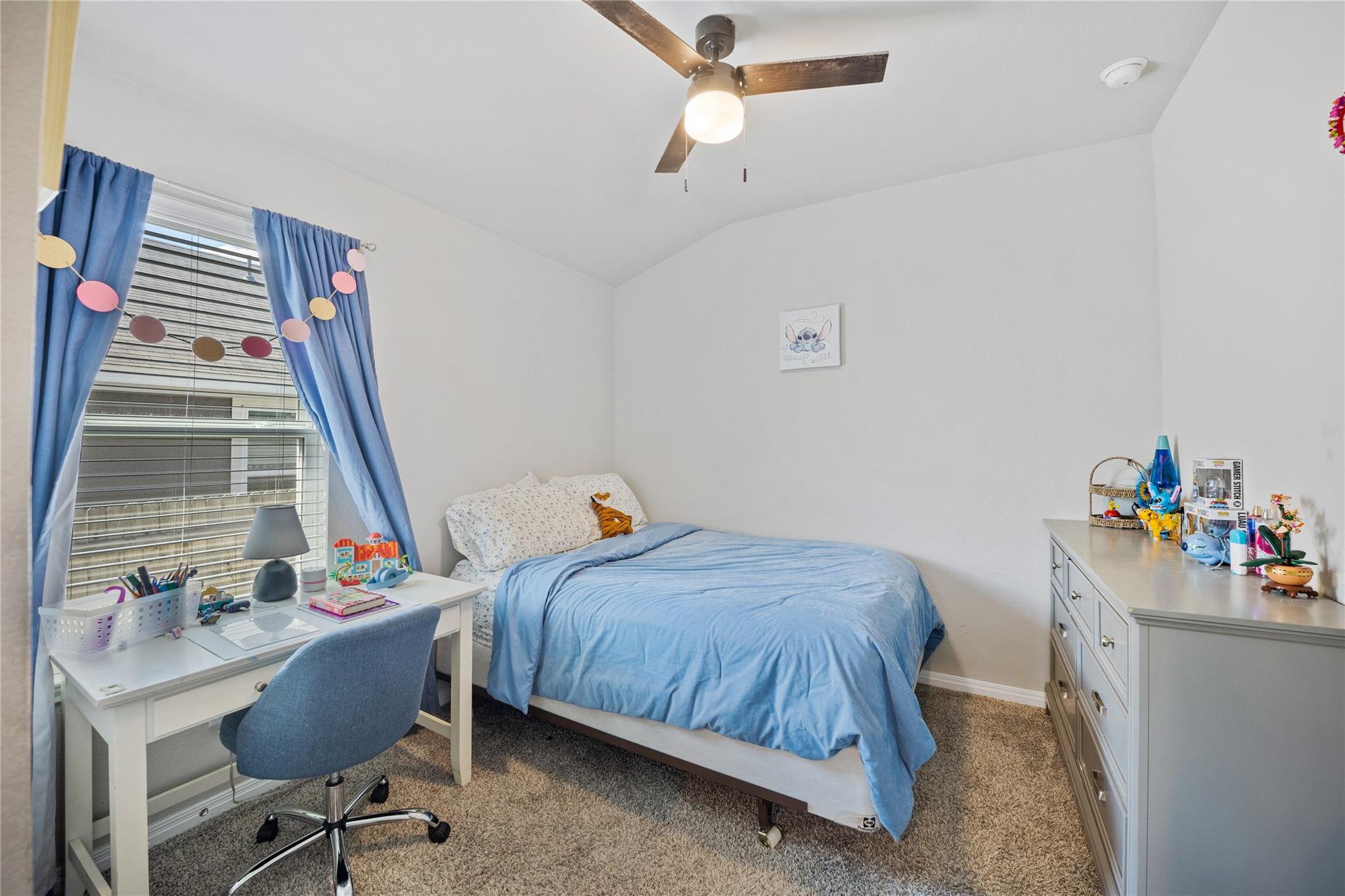 537 Loriner Way, Liberty Hill, TX 78642