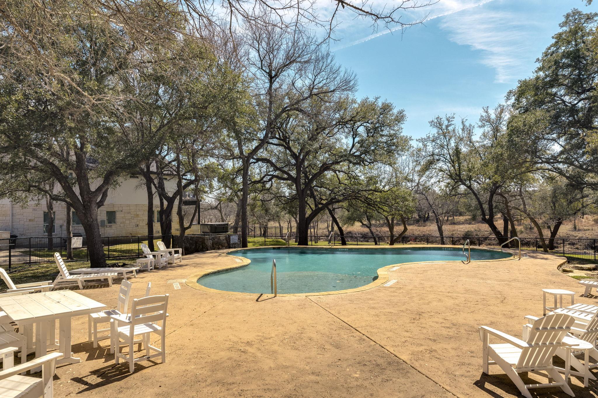 100 Noble Log Grv, Liberty Hill, TX 78642