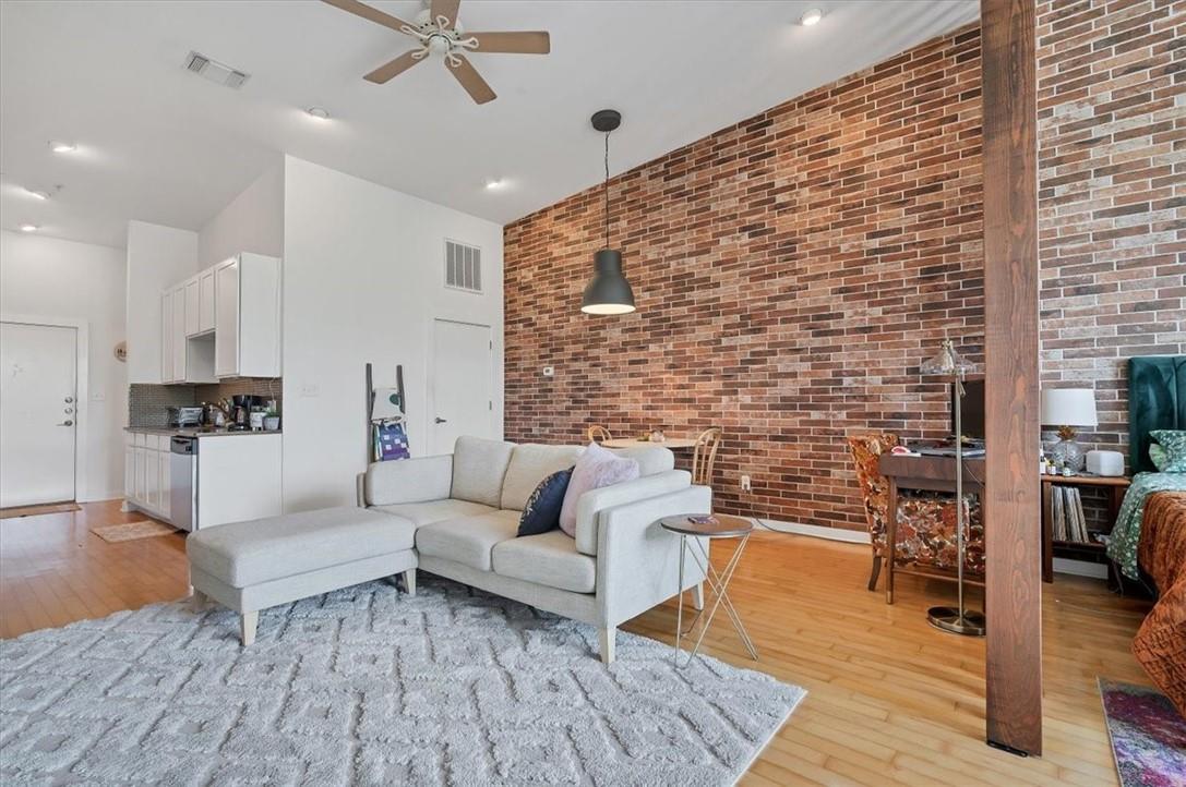 2931 E 12th St # 306, Austin, TX 78702