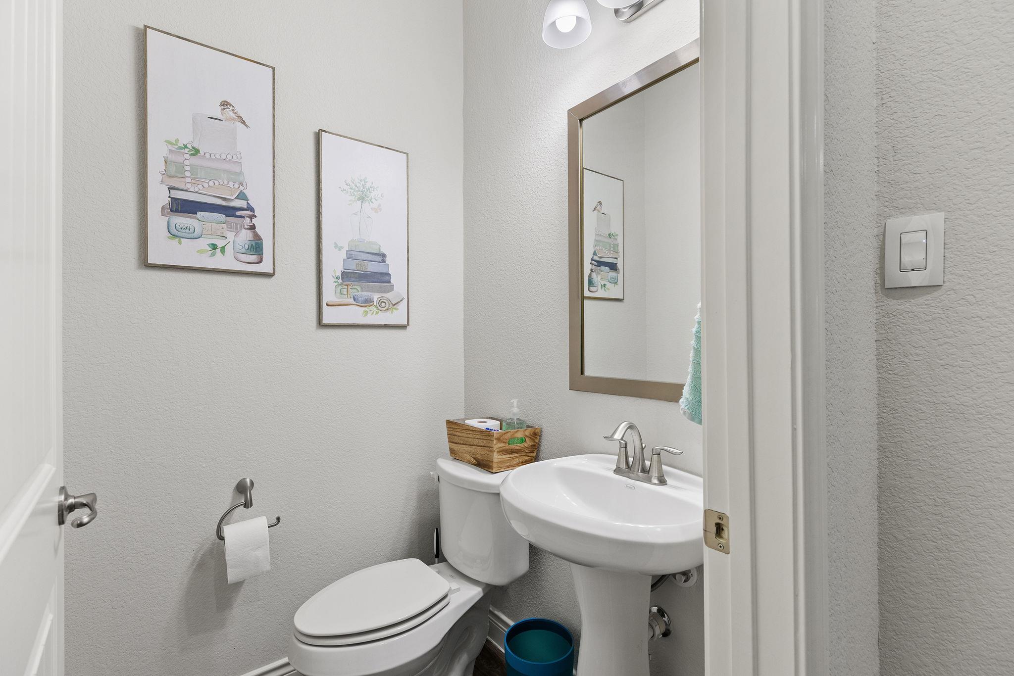 321 Lightcliff St, Hutto, TX 78634