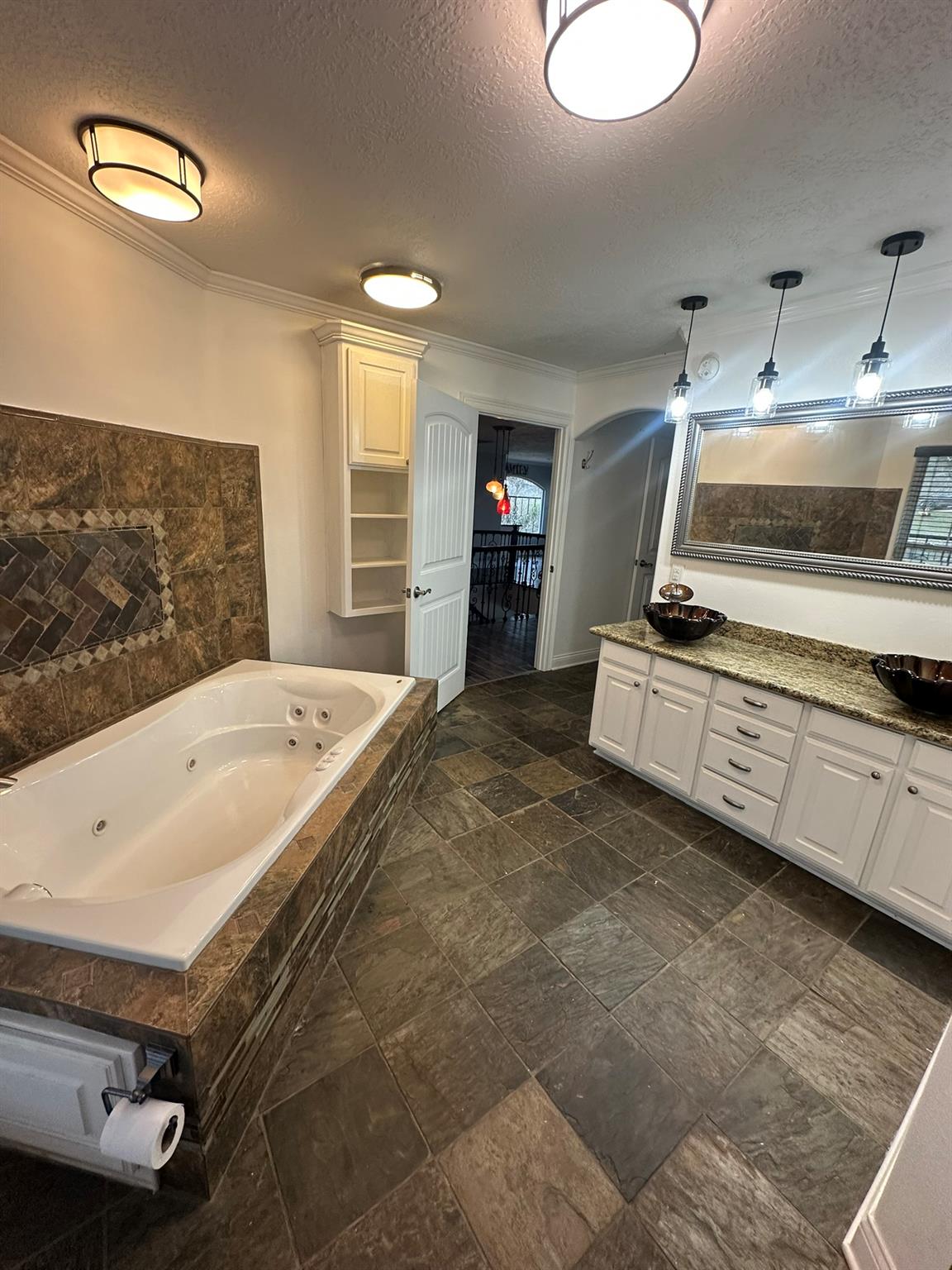 336 Fernwood Dr, Nacogdoches, TX 75964