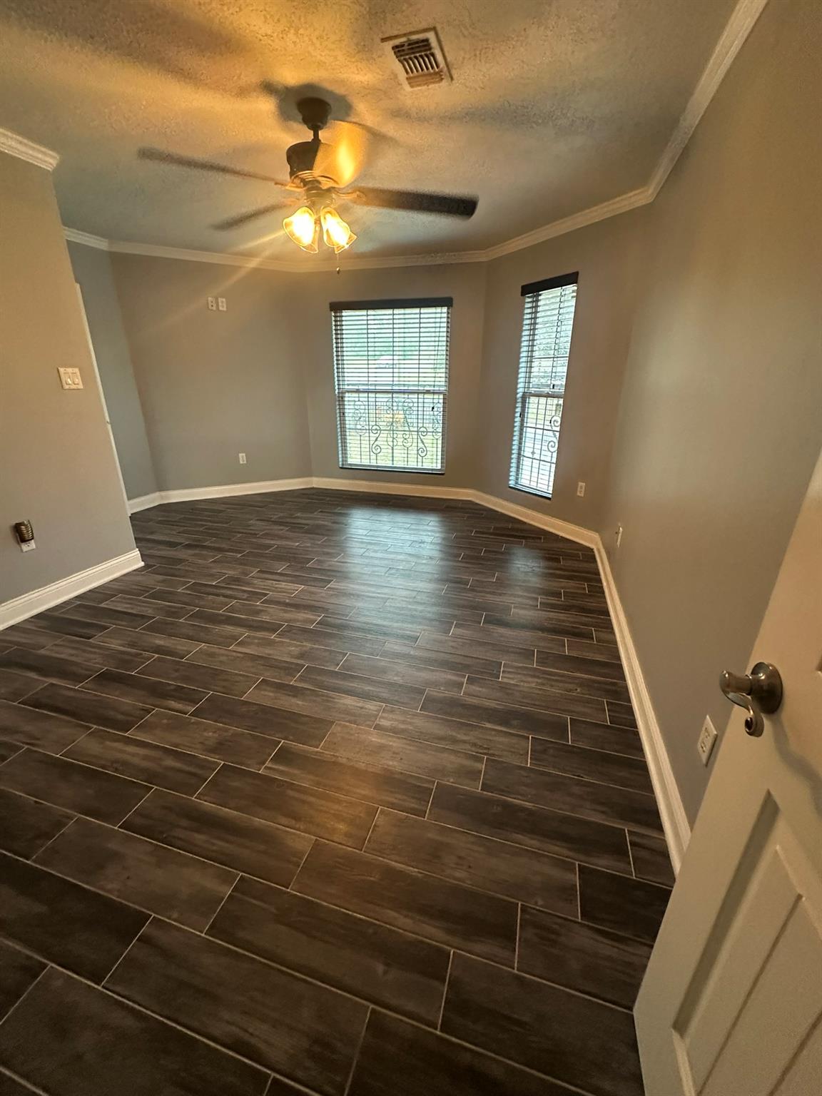 336 Fernwood Dr, Nacogdoches, TX 75964