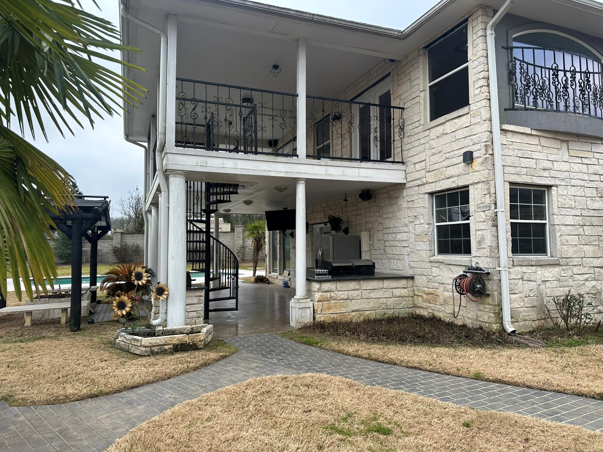 336 Fernwood Dr, Nacogdoches, TX 75964