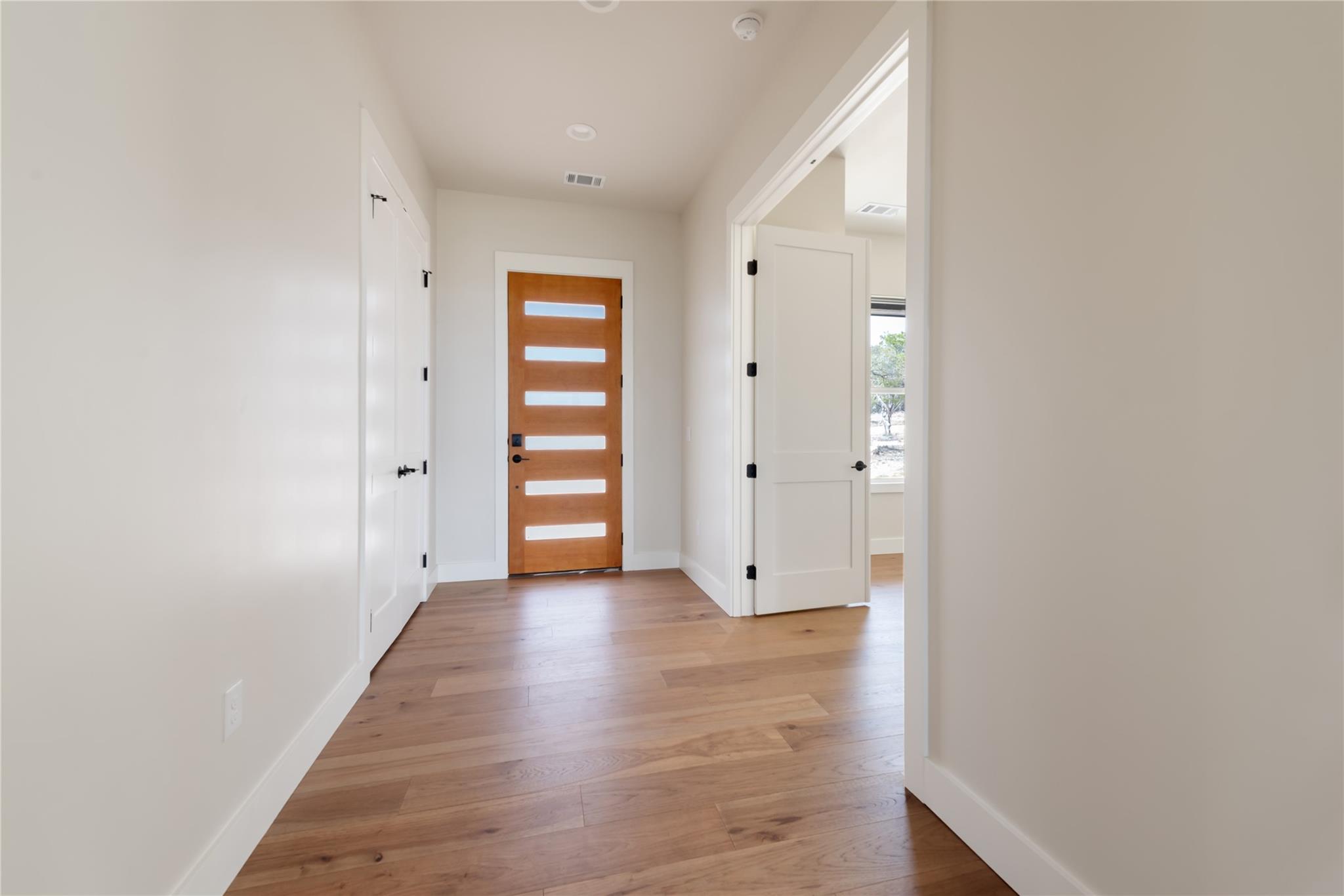 18213 Gregg Bluff Rd, Jonestown, TX 78645