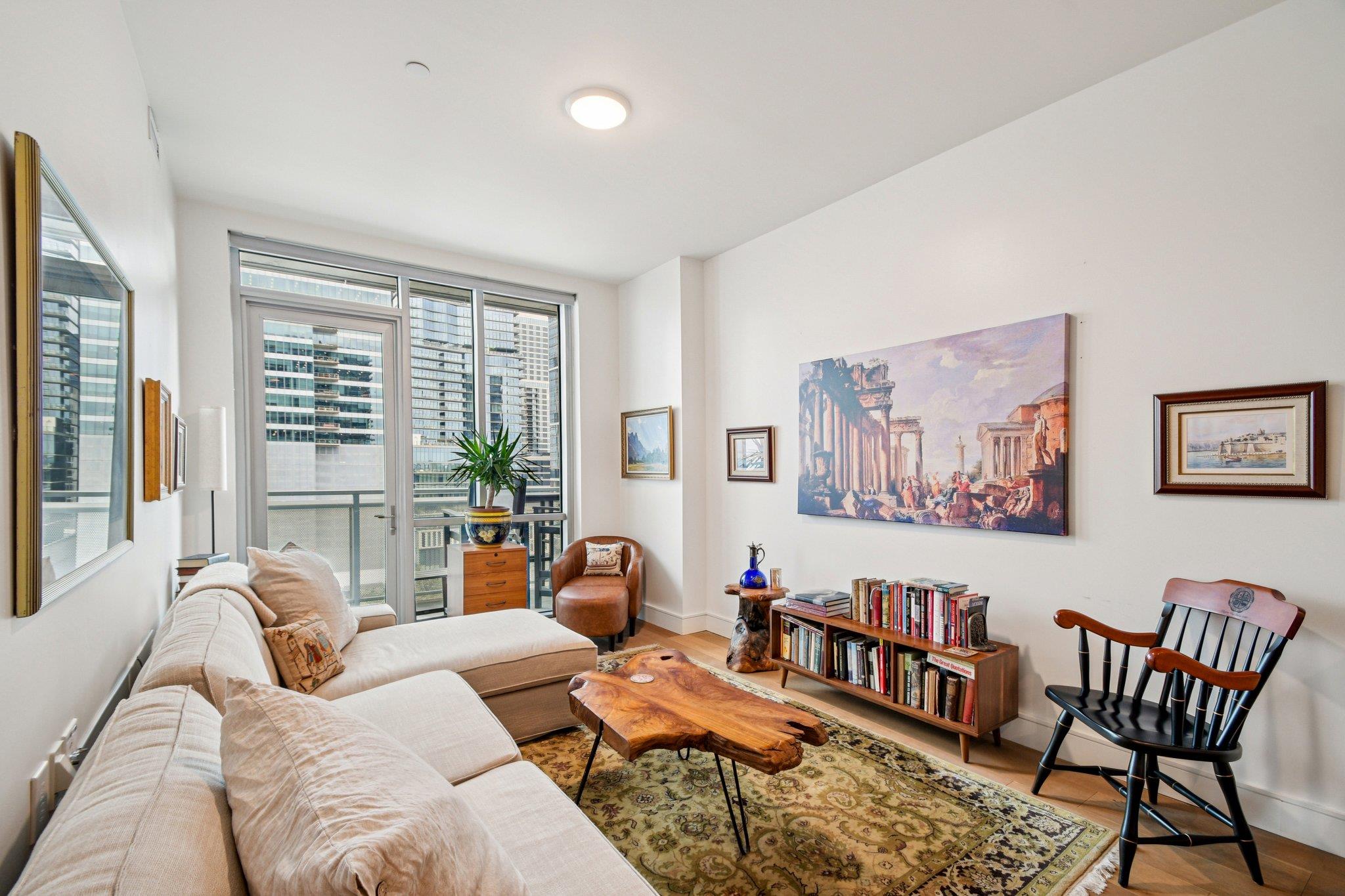 222 West Ave # 1211, Austin, TX 78701