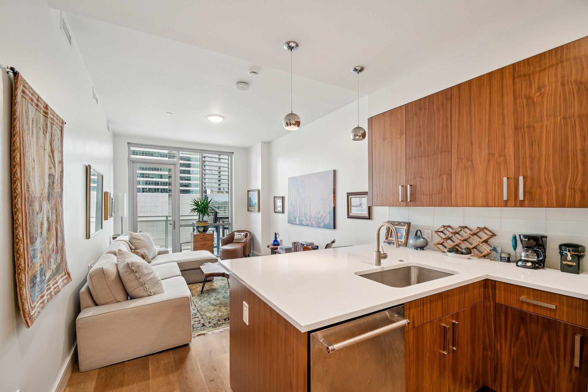 222 West Ave # 1211, Austin, TX 78701