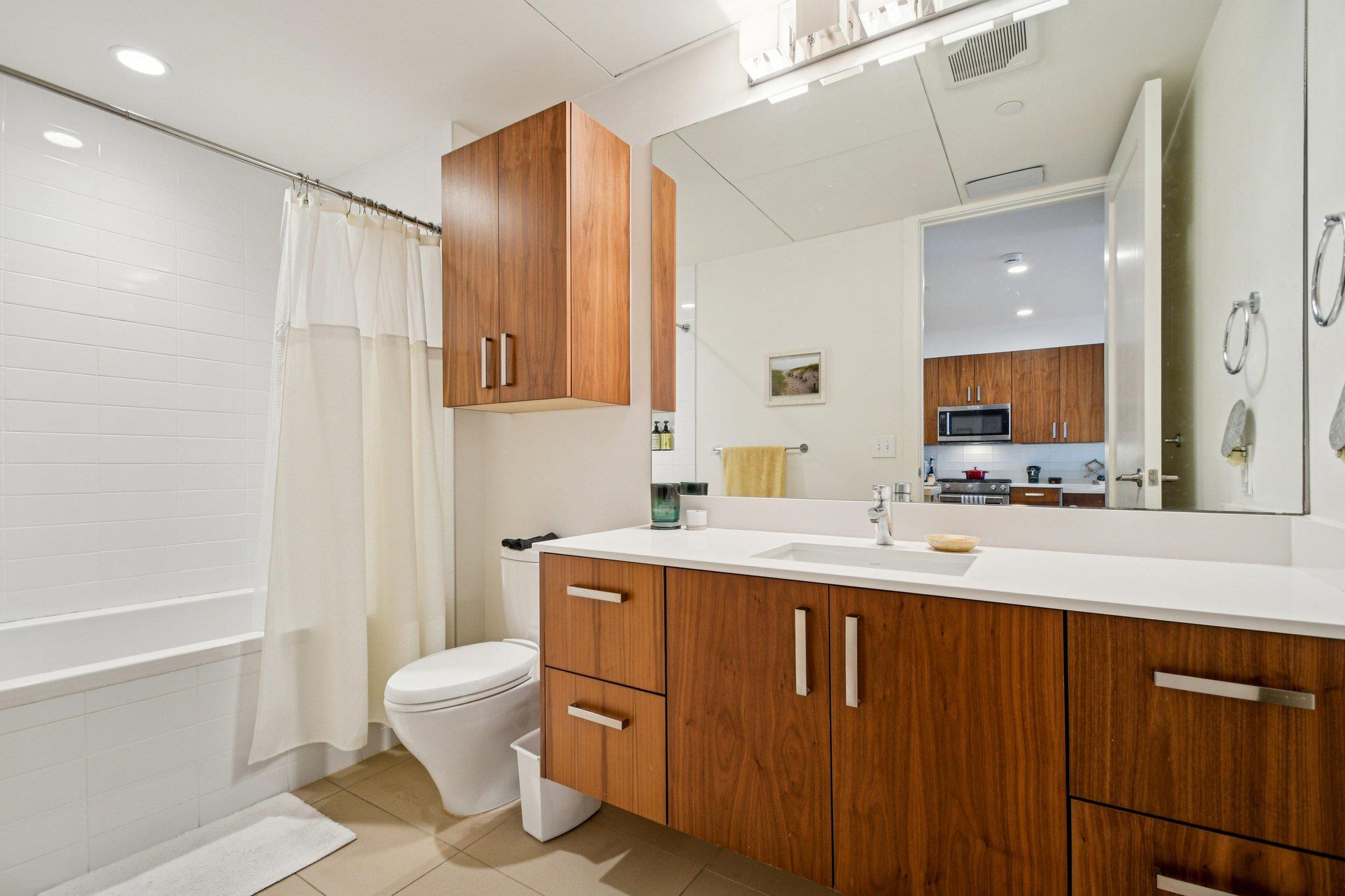 222 West Ave # 1211, Austin, TX 78701