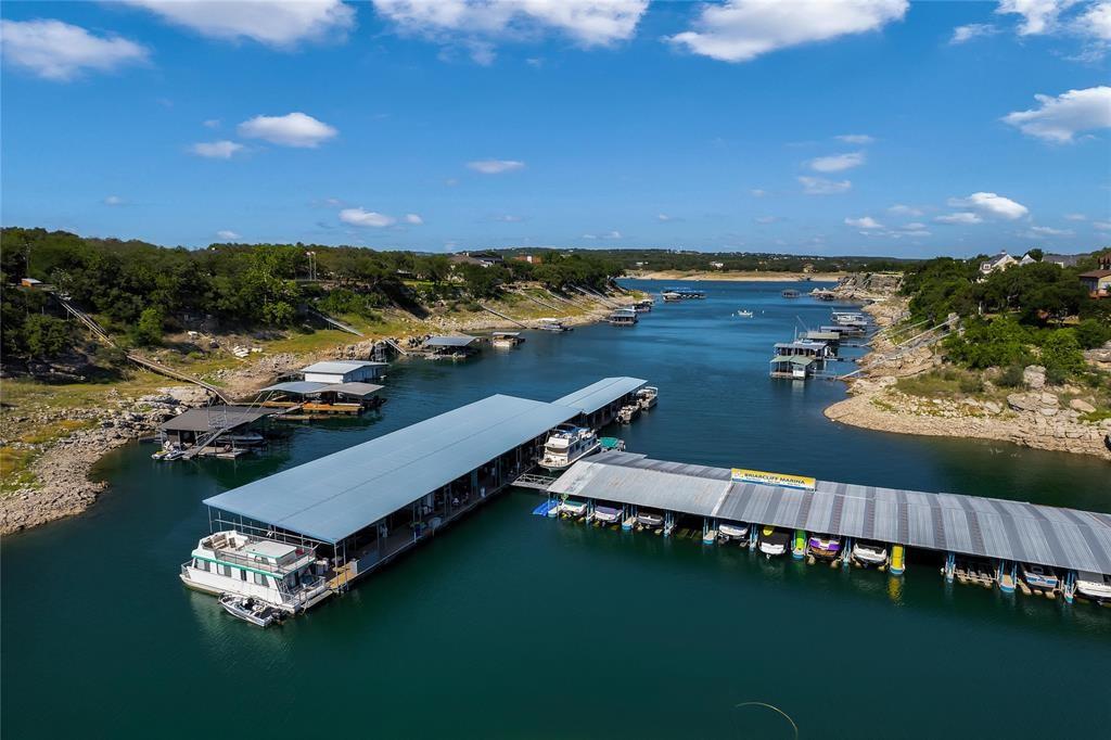 1005 Larkhall Dr, Spicewood, TX 78669