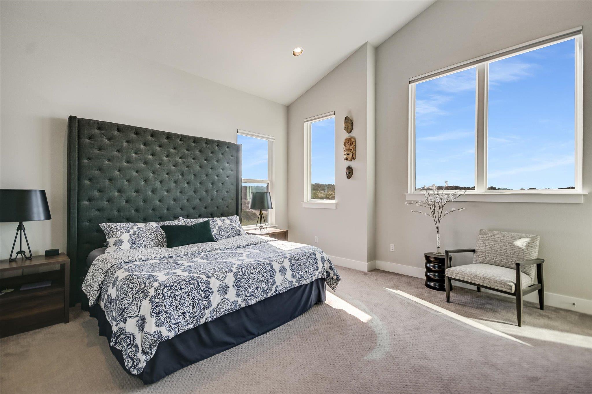 1005 Larkhall Dr, Spicewood, TX 78669