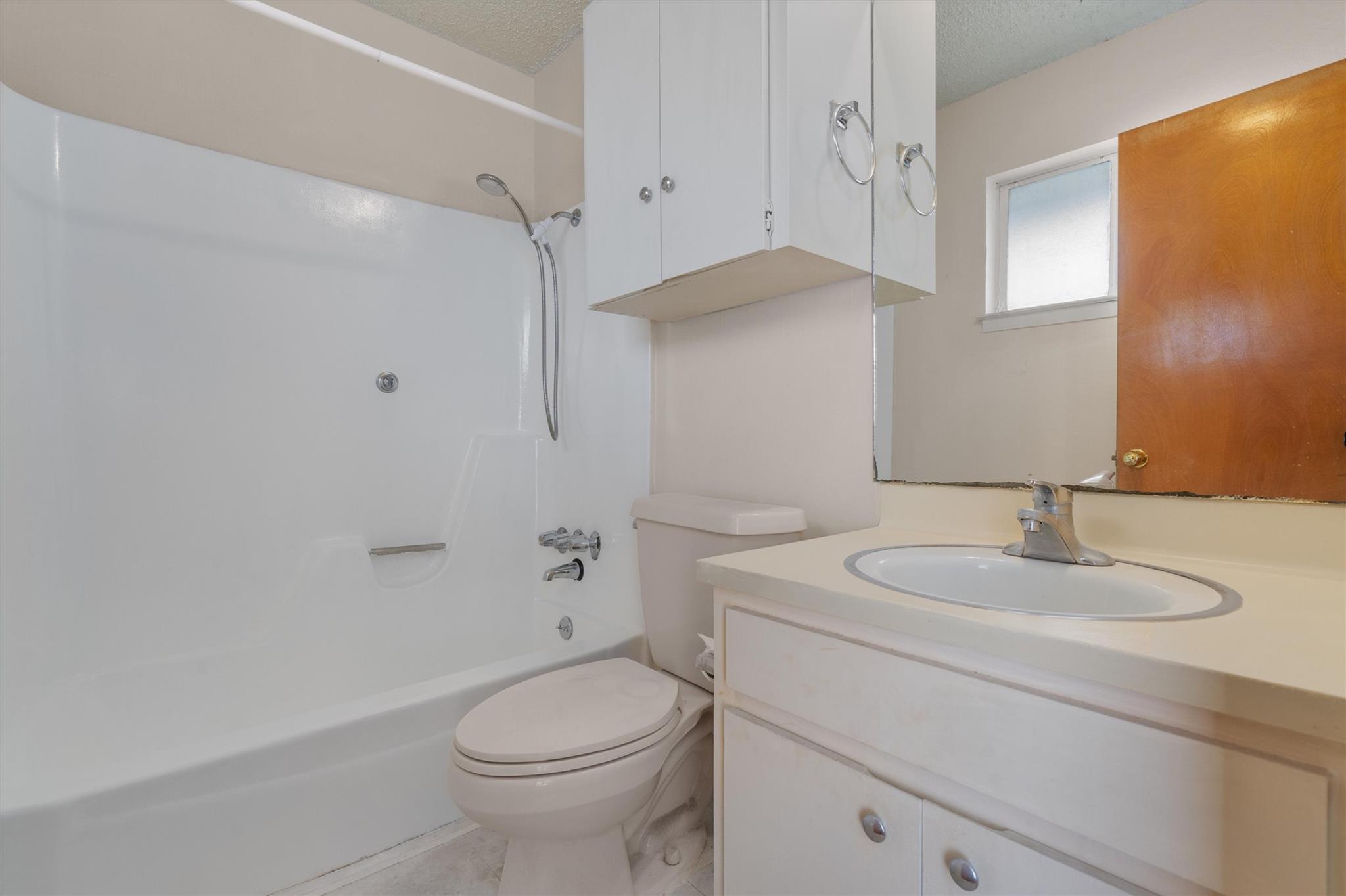 8621 Putnam Dr # C, Austin, TX 78757