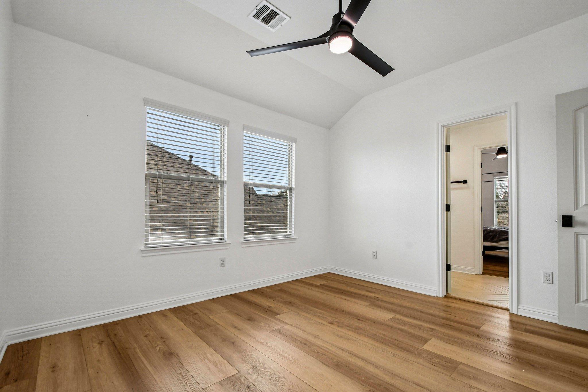 2711 Saint Paul Rivera Ln, Round Rock, TX 78665