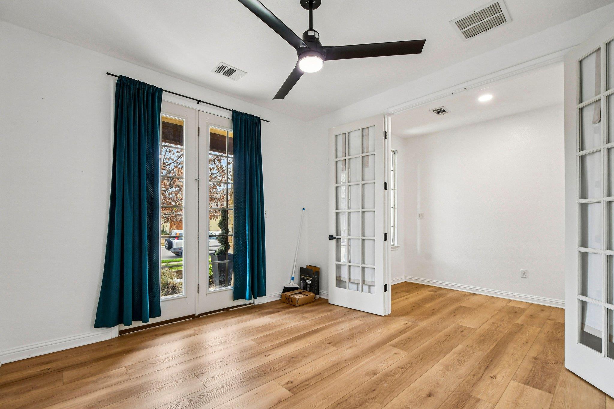 2711 Saint Paul Rivera Ln, Round Rock, TX 78665