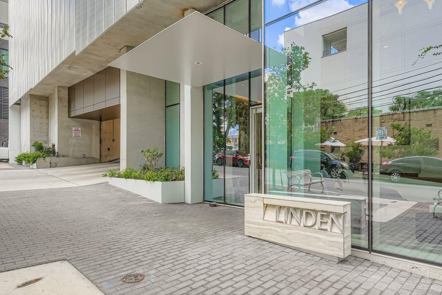 313 W 17th St # 1404, Austin, TX 78701