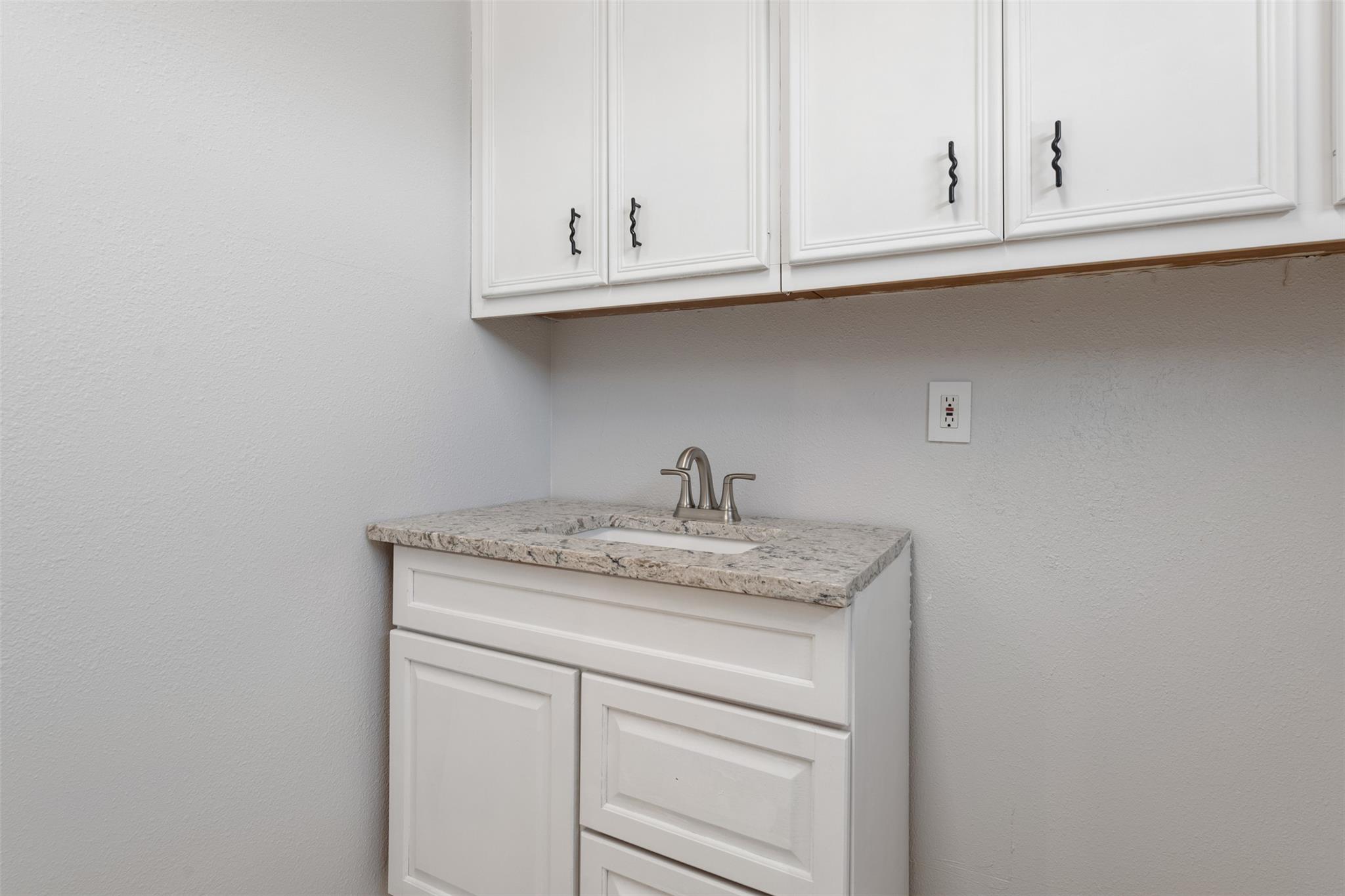 103 Thousand Oaks Blvd, Georgetown, TX 78628