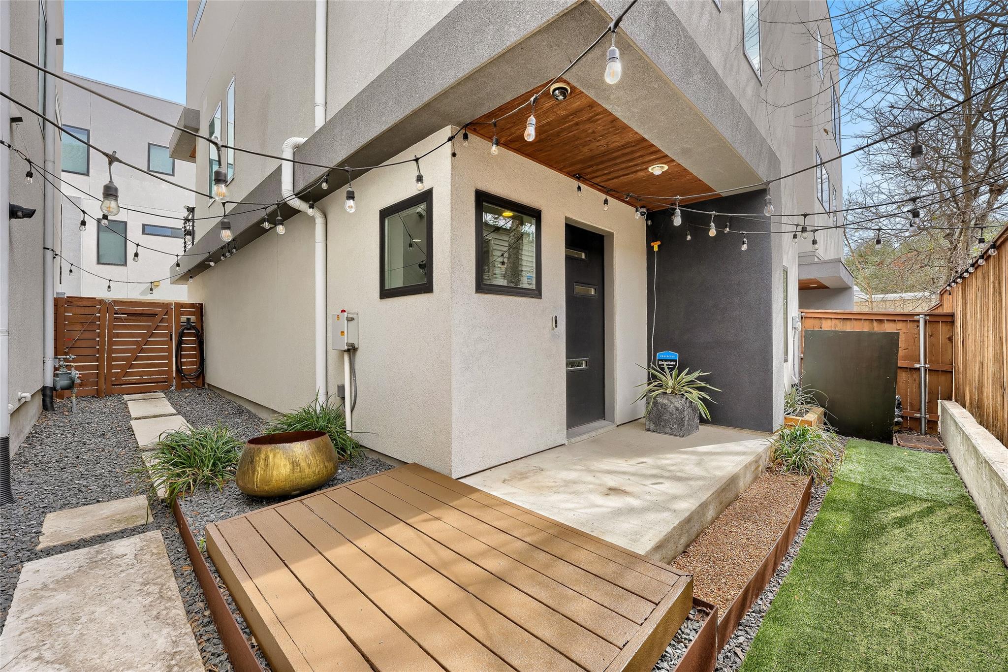 2301 Bluebonnet Ln # 4, Austin, TX 78704