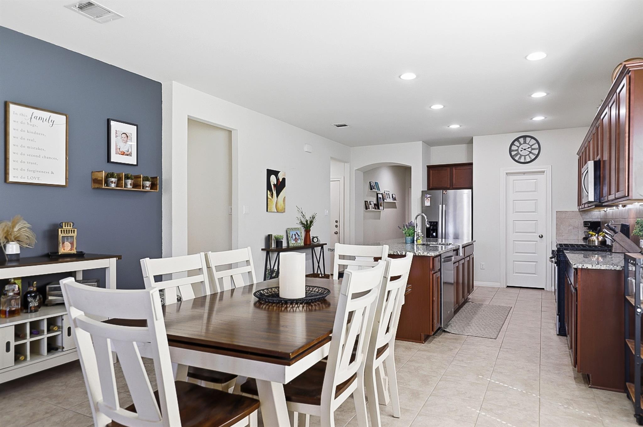 158 Fern Dr, Buda, TX 78610