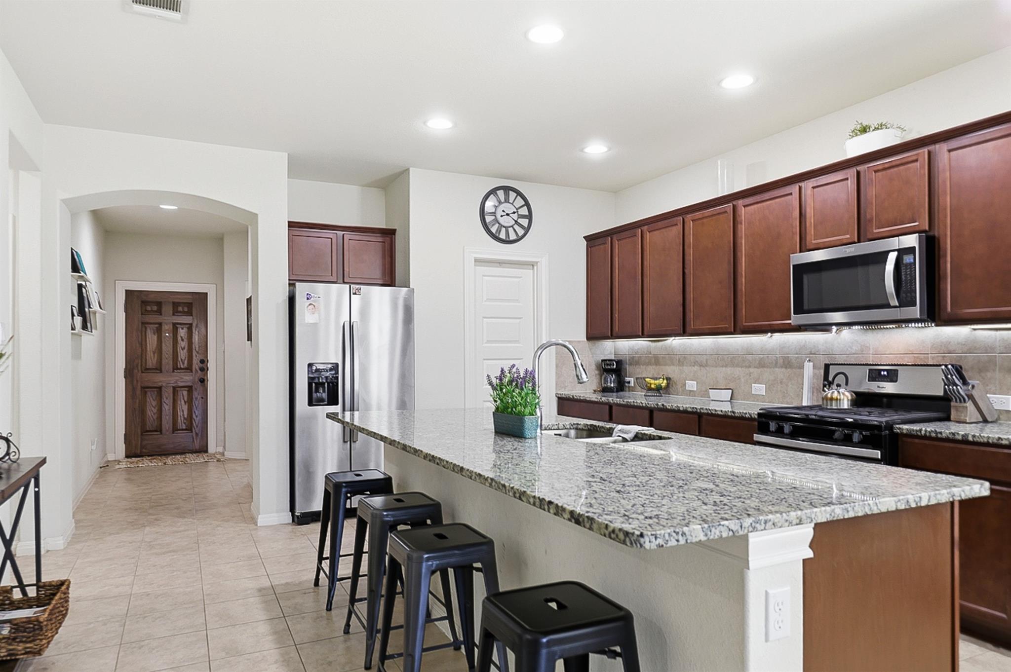 158 Fern Dr, Buda, TX 78610