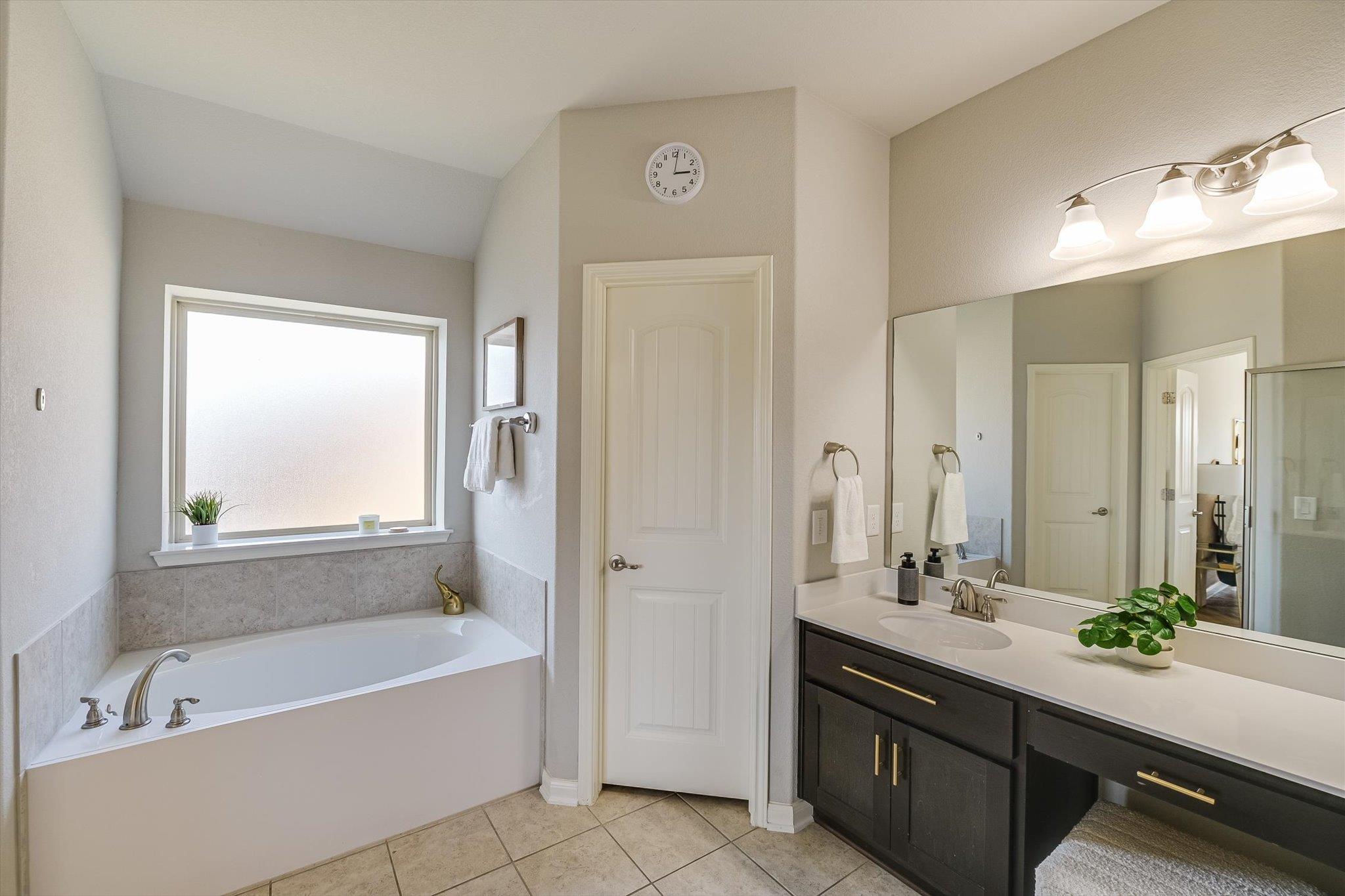 6705 Shiva Kamini Way, Austin, TX 78754