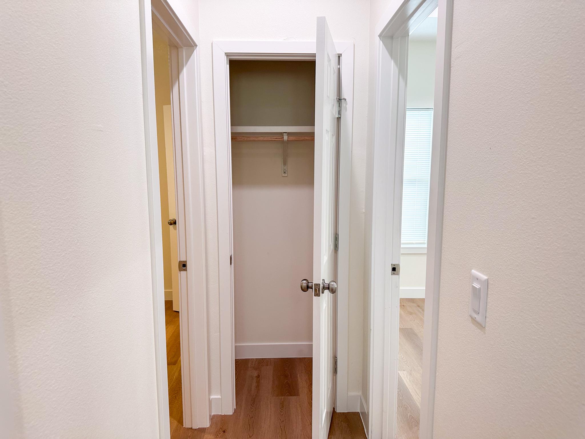 815 5th St, Lockhart, TX 78644