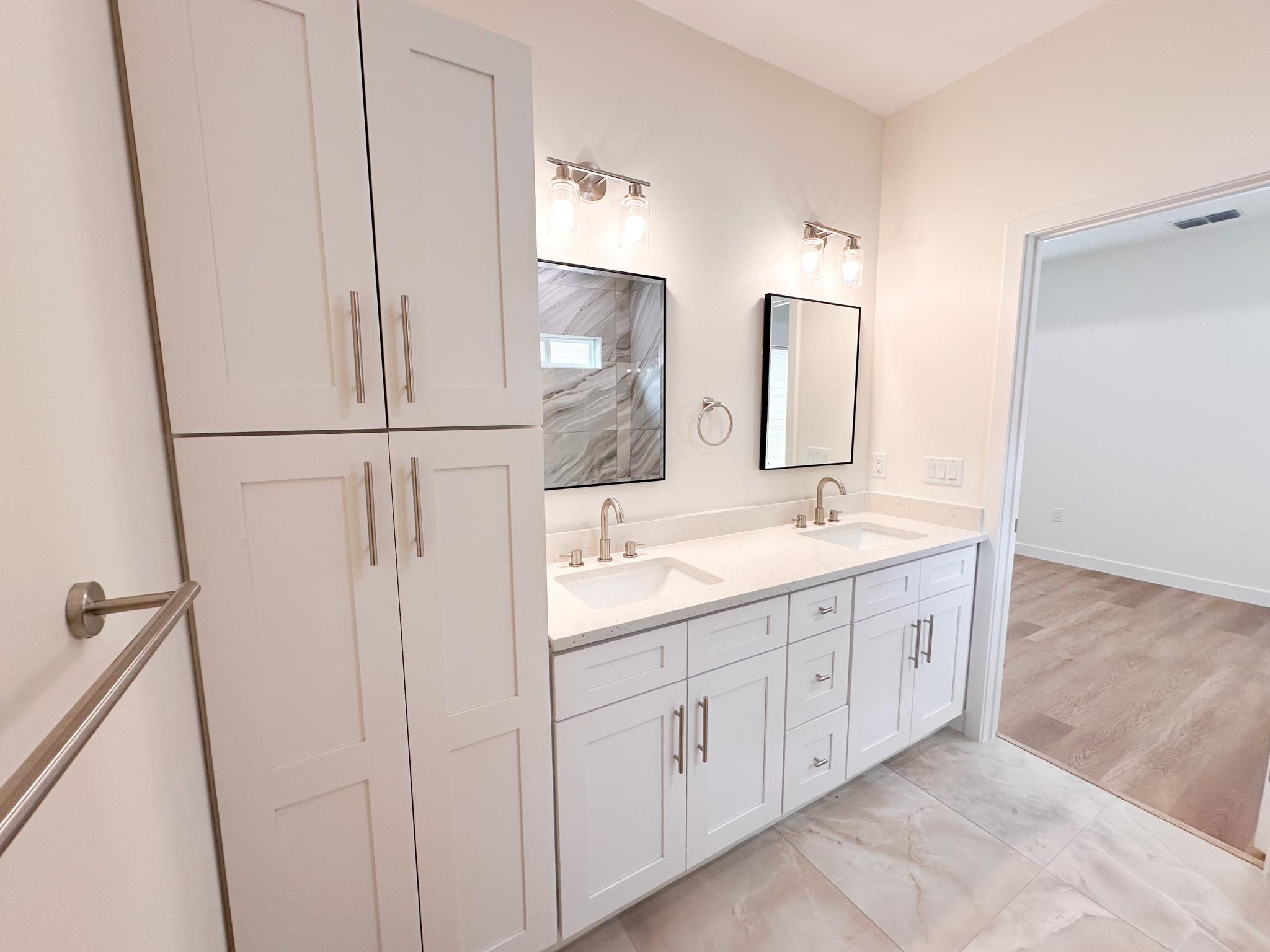 815 5th St, Lockhart, TX 78644