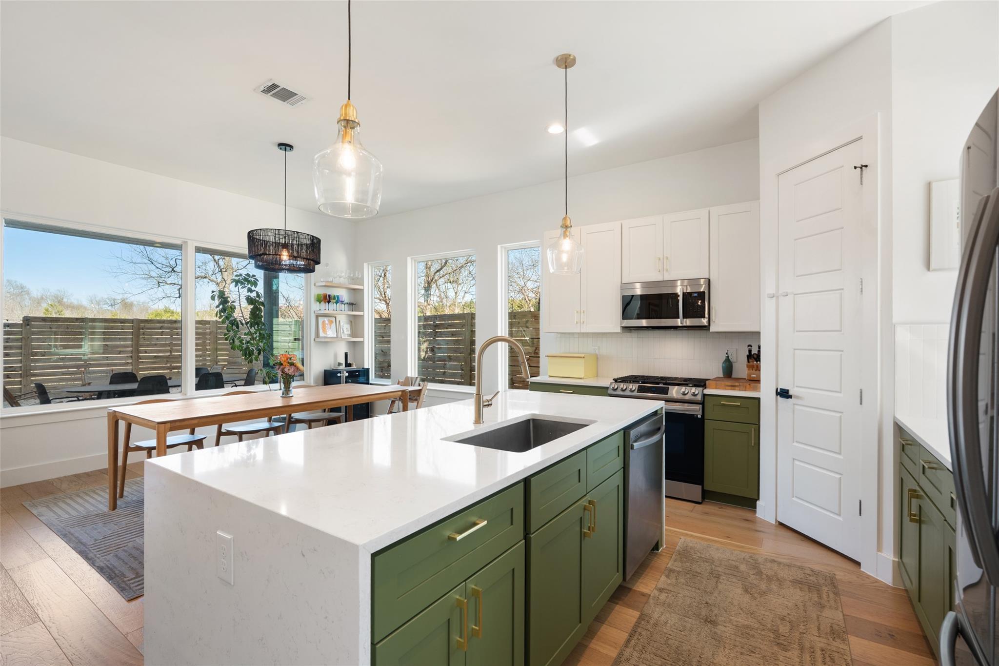 5604 Samuel Huston Ave # 2, Austin, TX 78721