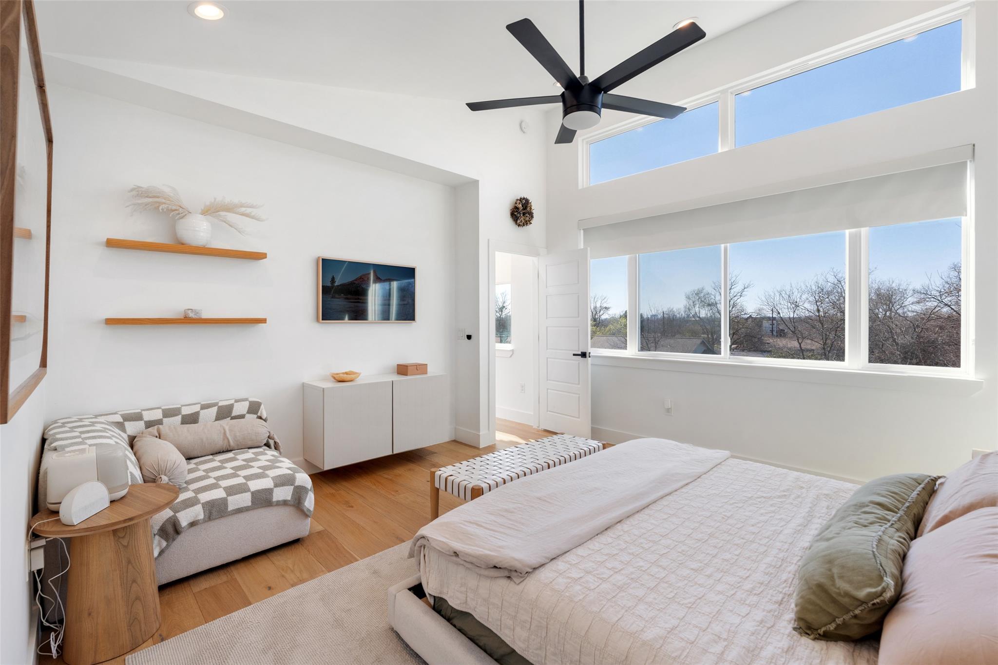 5604 Samuel Huston Ave # 2, Austin, TX 78721