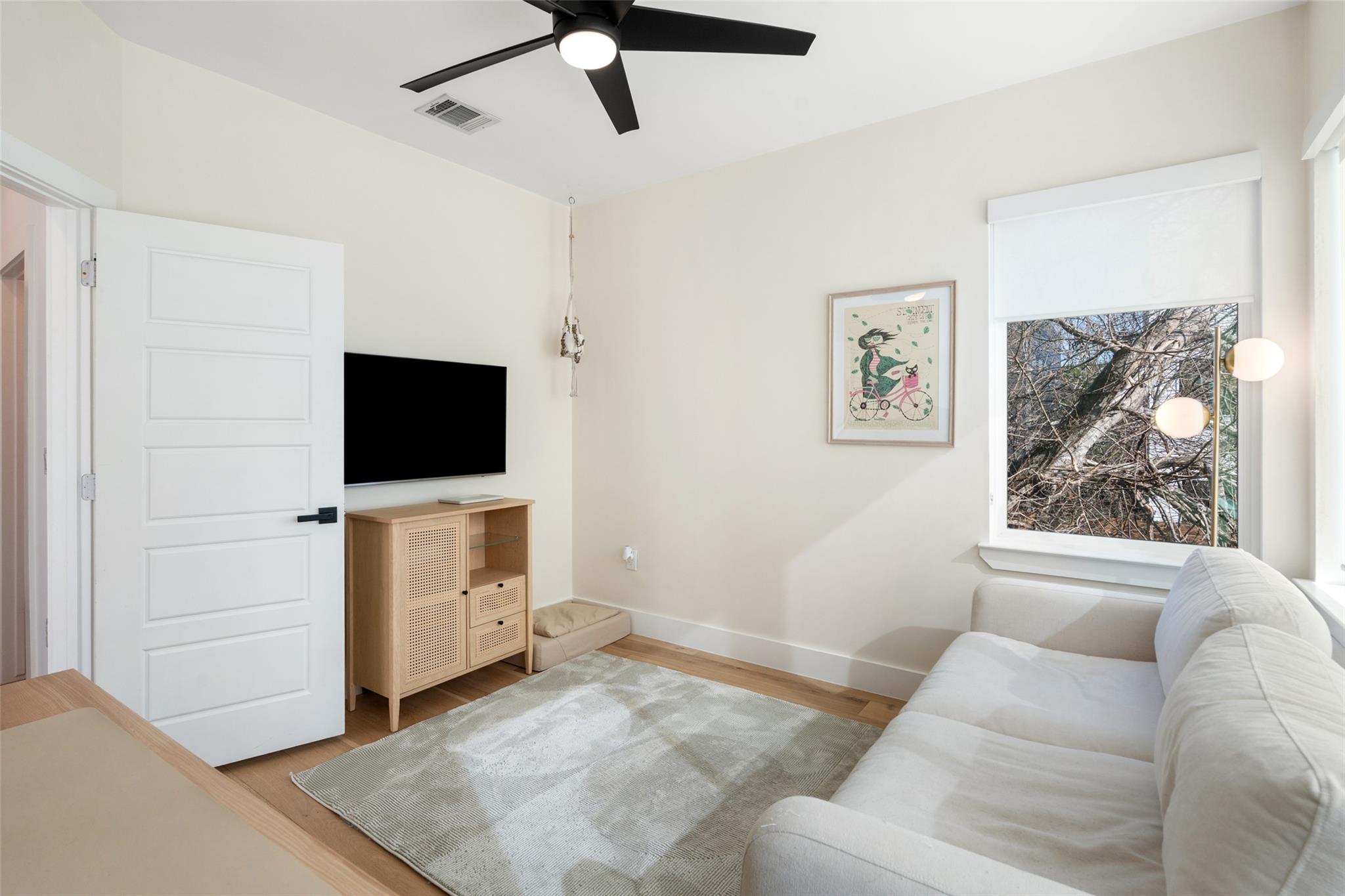 5604 Samuel Huston Ave # 2, Austin, TX 78721