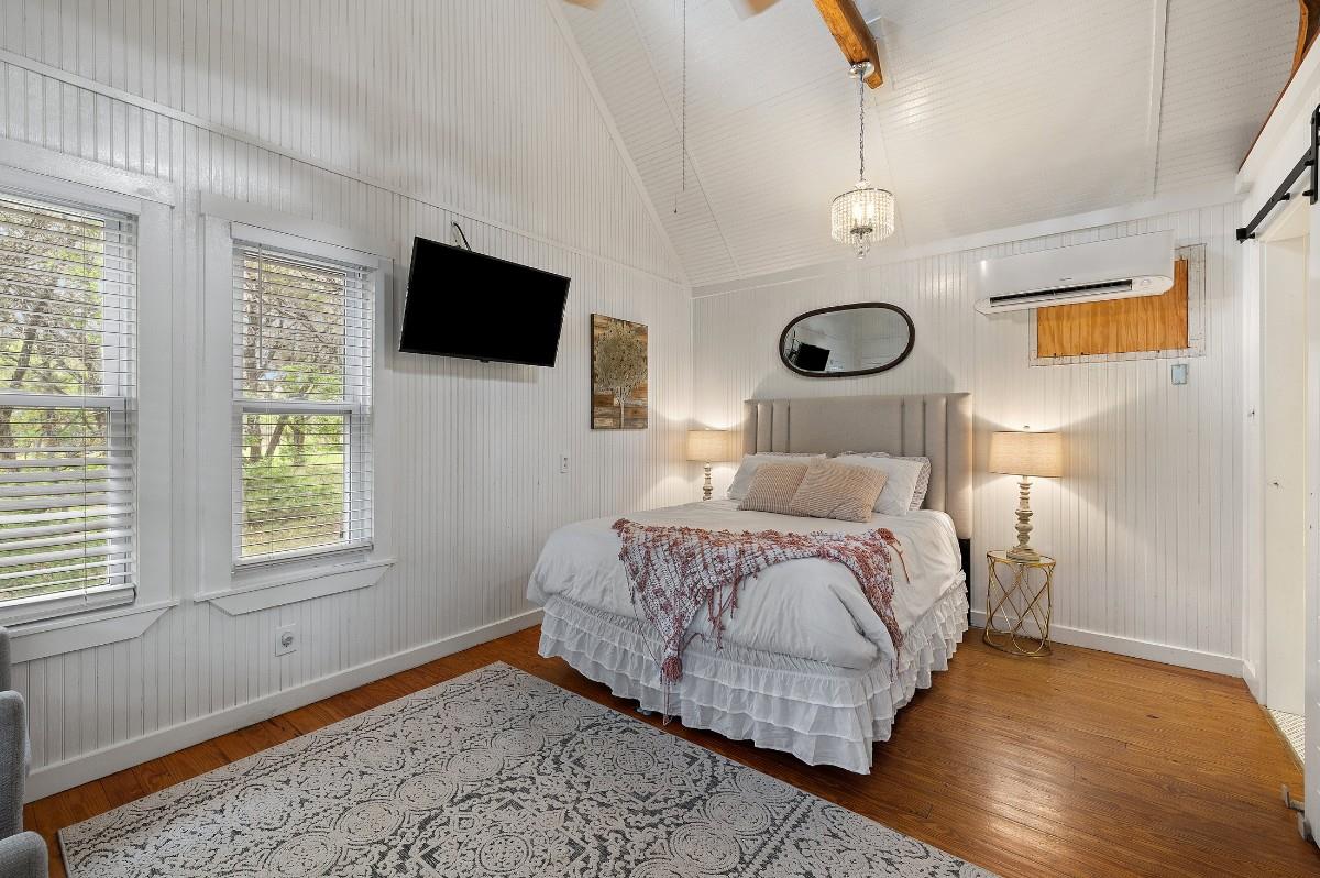 17 September Rdg, Johnson City, TX 78636