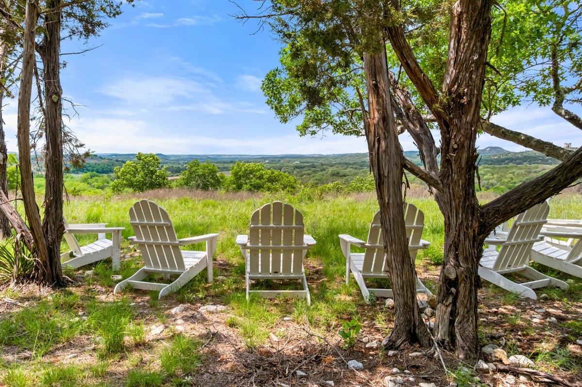 17 September Rdg, Johnson City, TX 78636