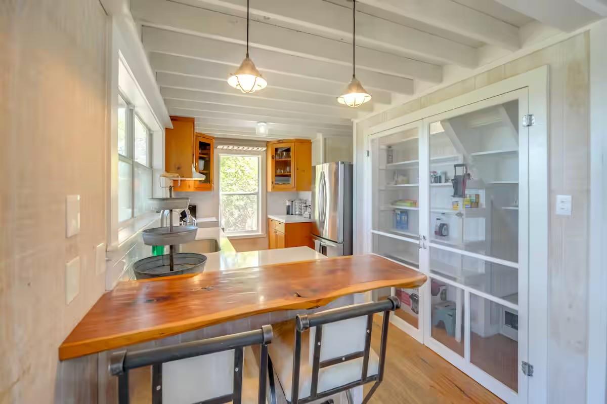 17 September Rdg, Johnson City, TX 78636