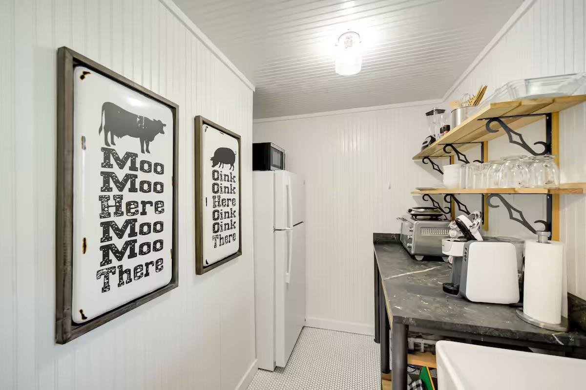 17 September Rdg, Johnson City, TX 78636