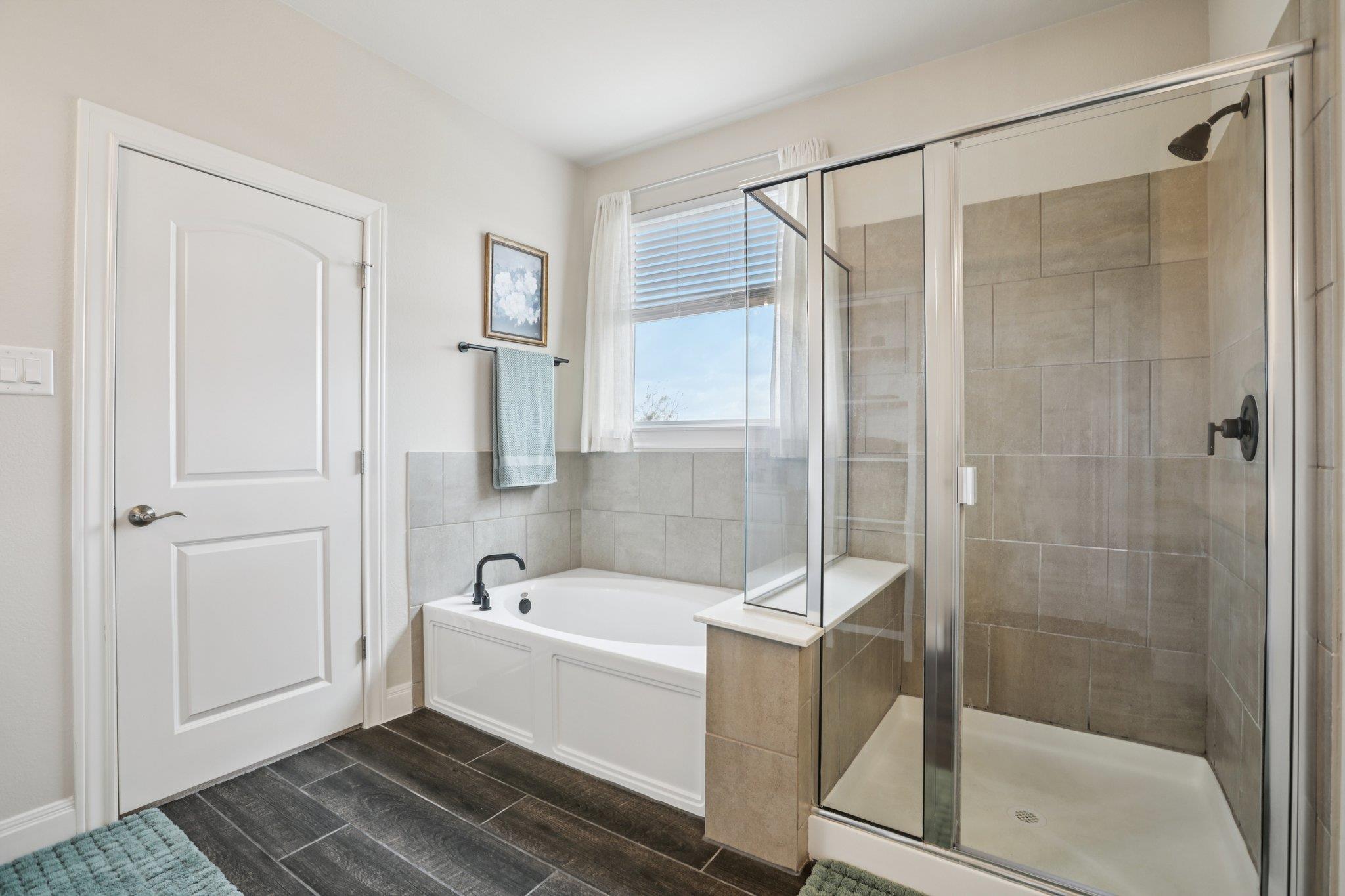 642 Bayberry Cir, Buda, TX 78610