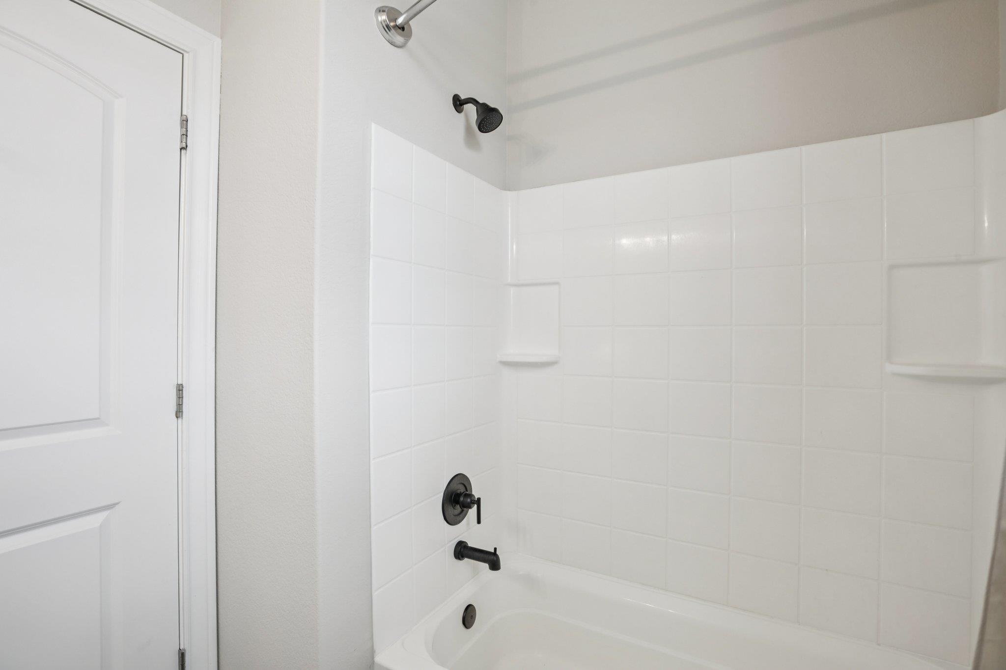 642 Bayberry Cir, Buda, TX 78610