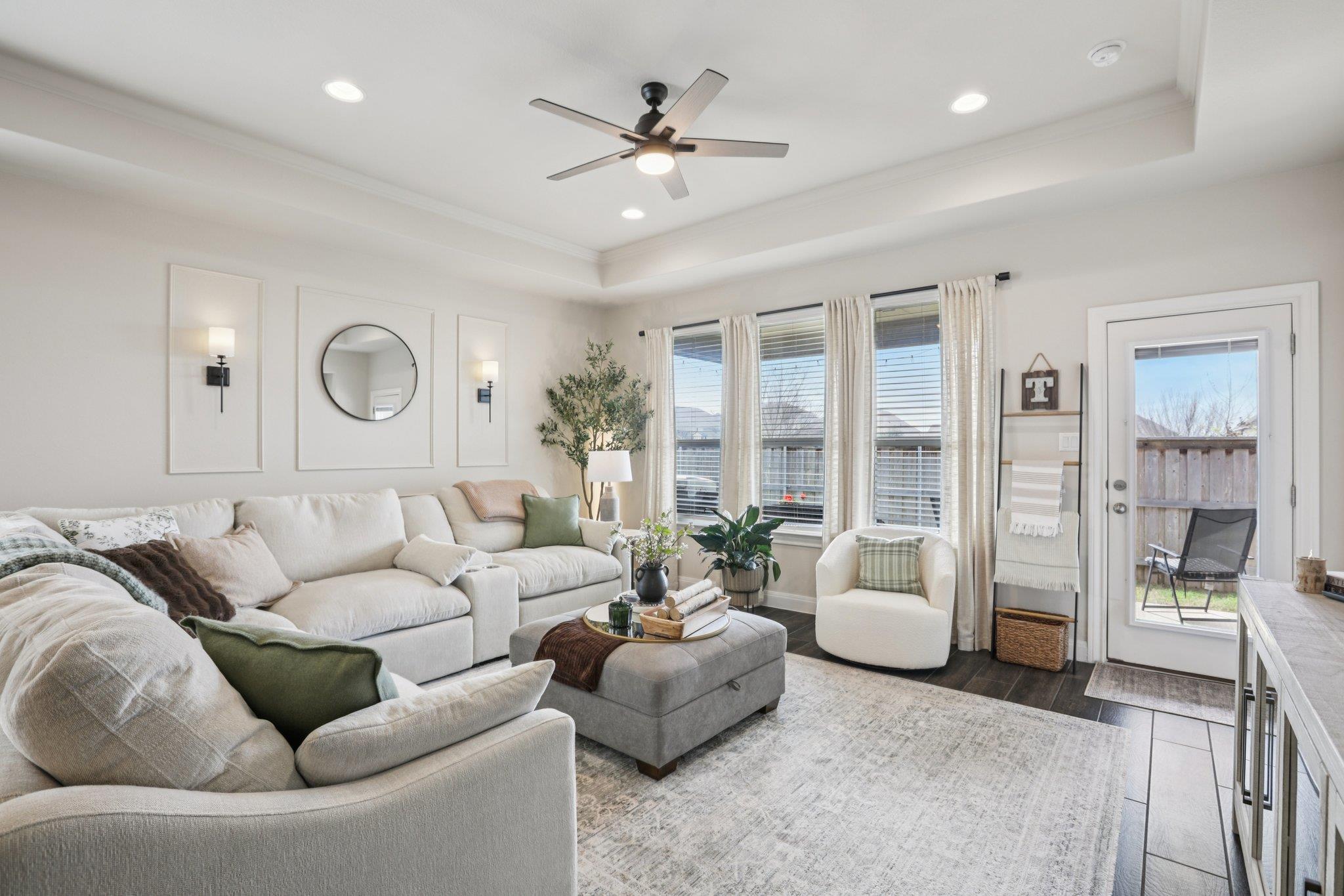 642 Bayberry Cir, Buda, TX 78610