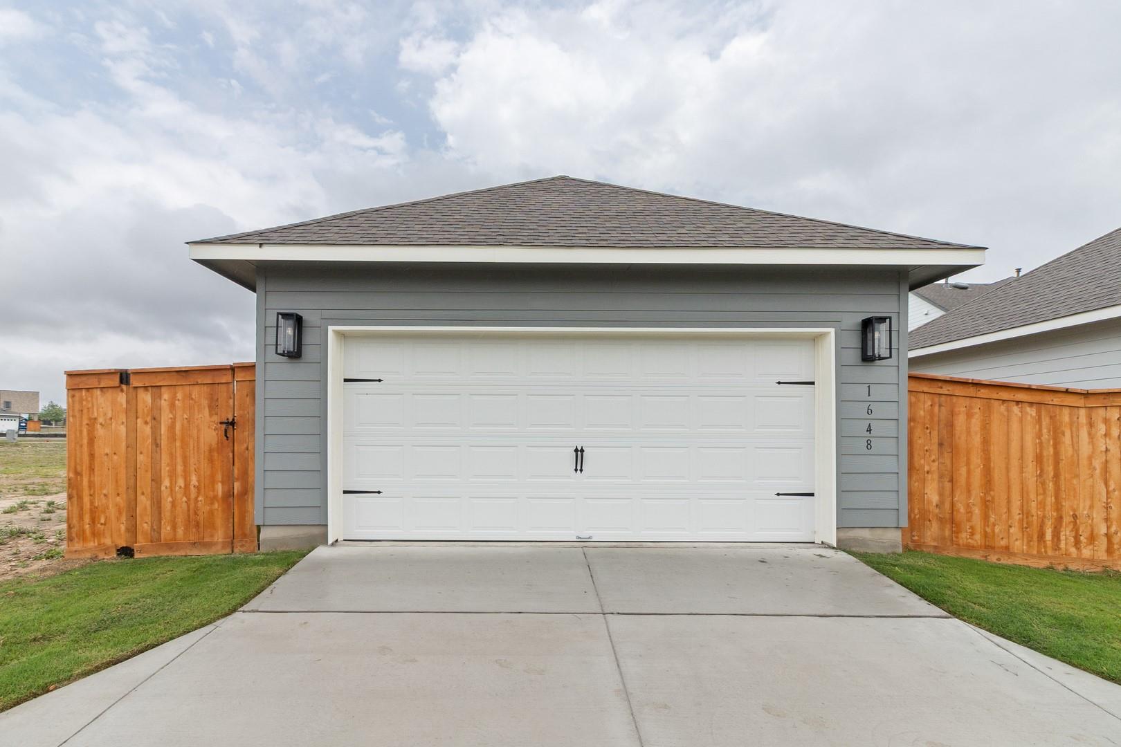 1648 Esplanade Pkwy, San Marcos, TX 78666