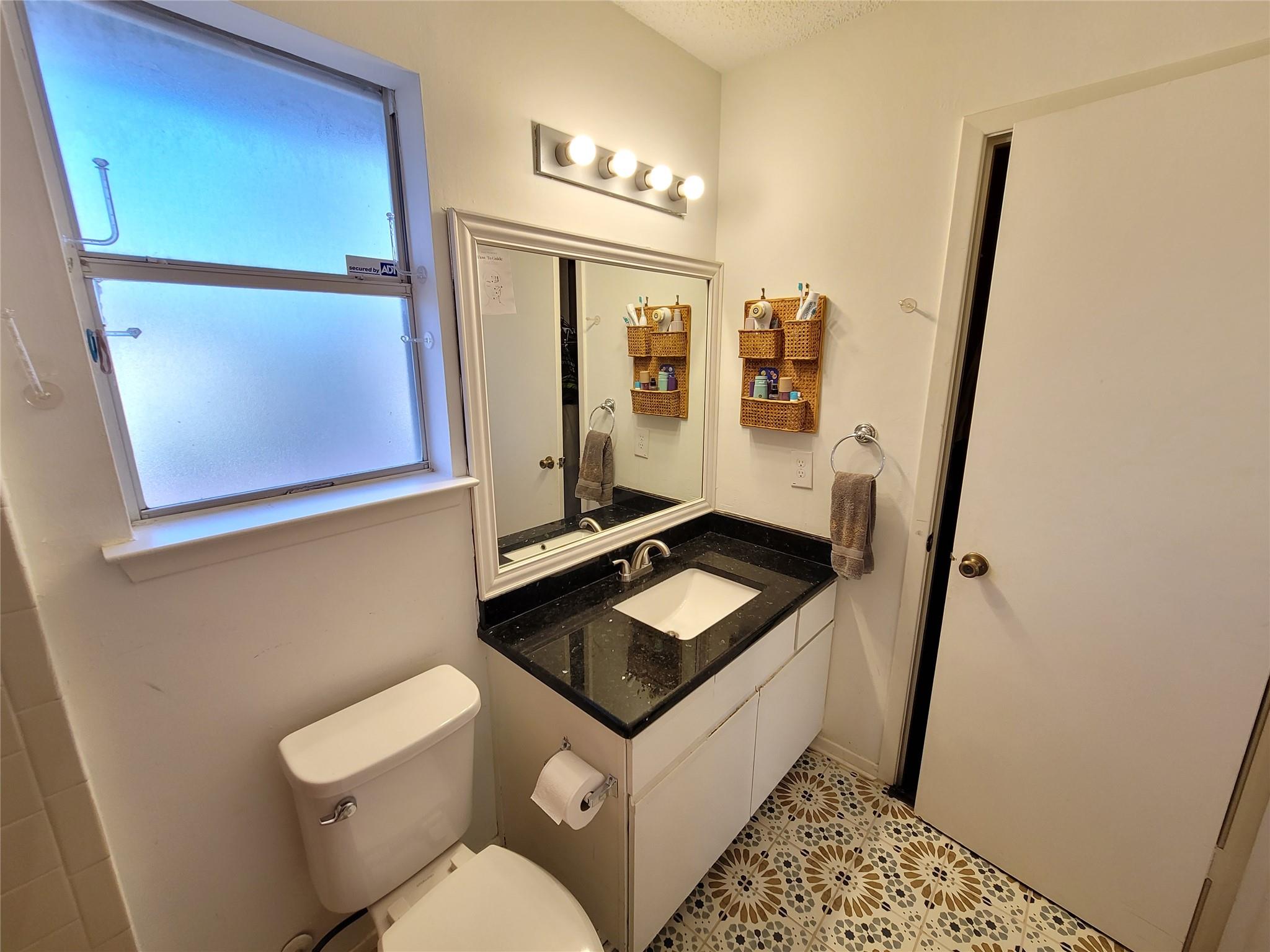 1015 E Yager Ln # 9, Austin, TX 78753