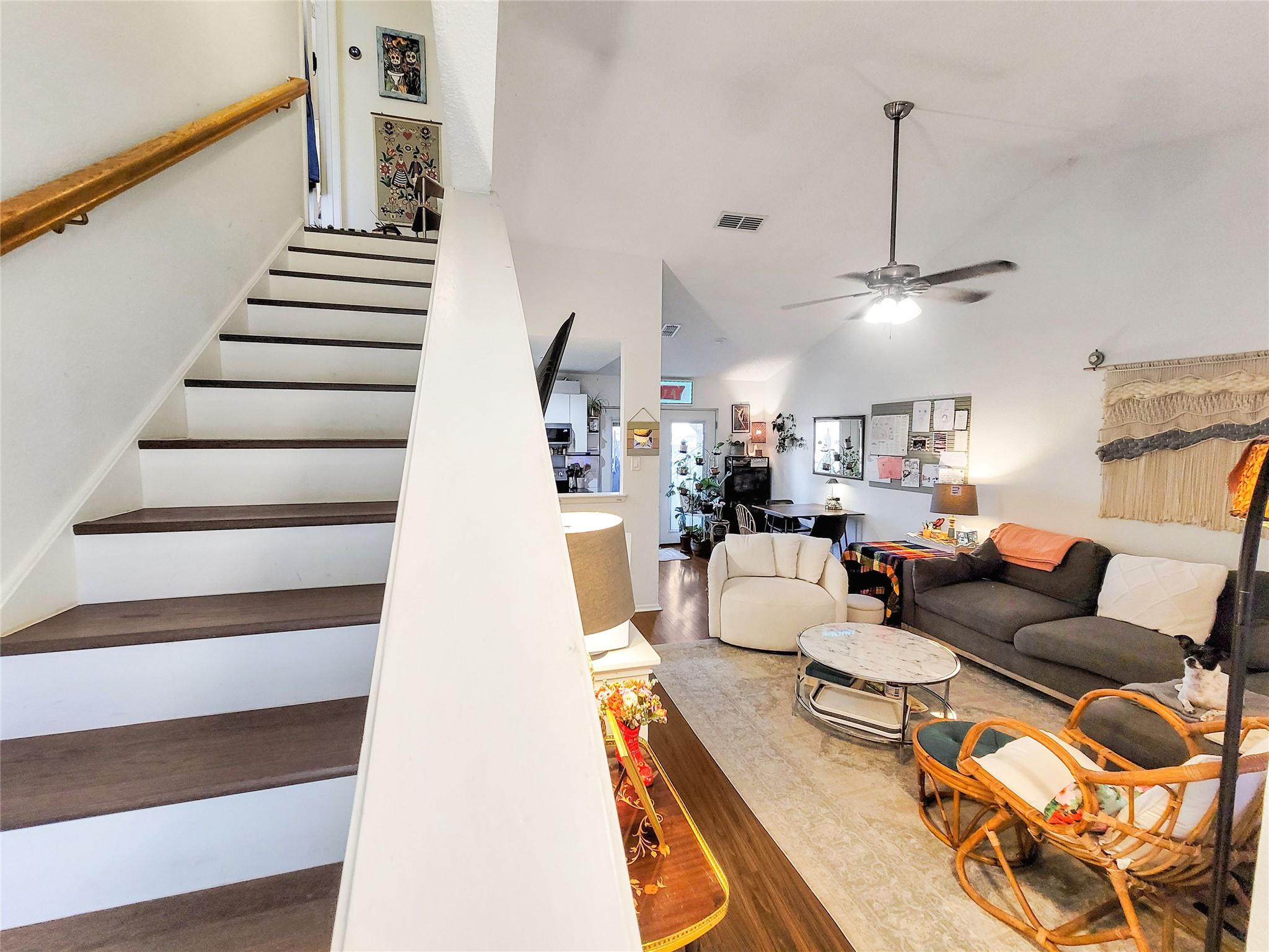 1015 E Yager Ln # 9, Austin, TX 78753