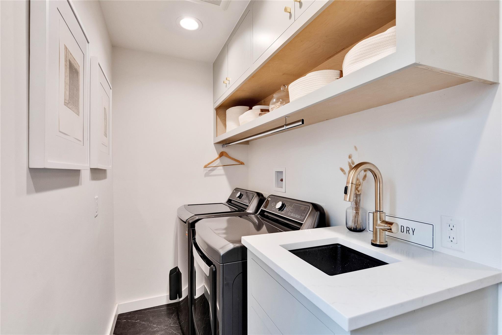 2108 Wooten Dr, Austin, TX 78757