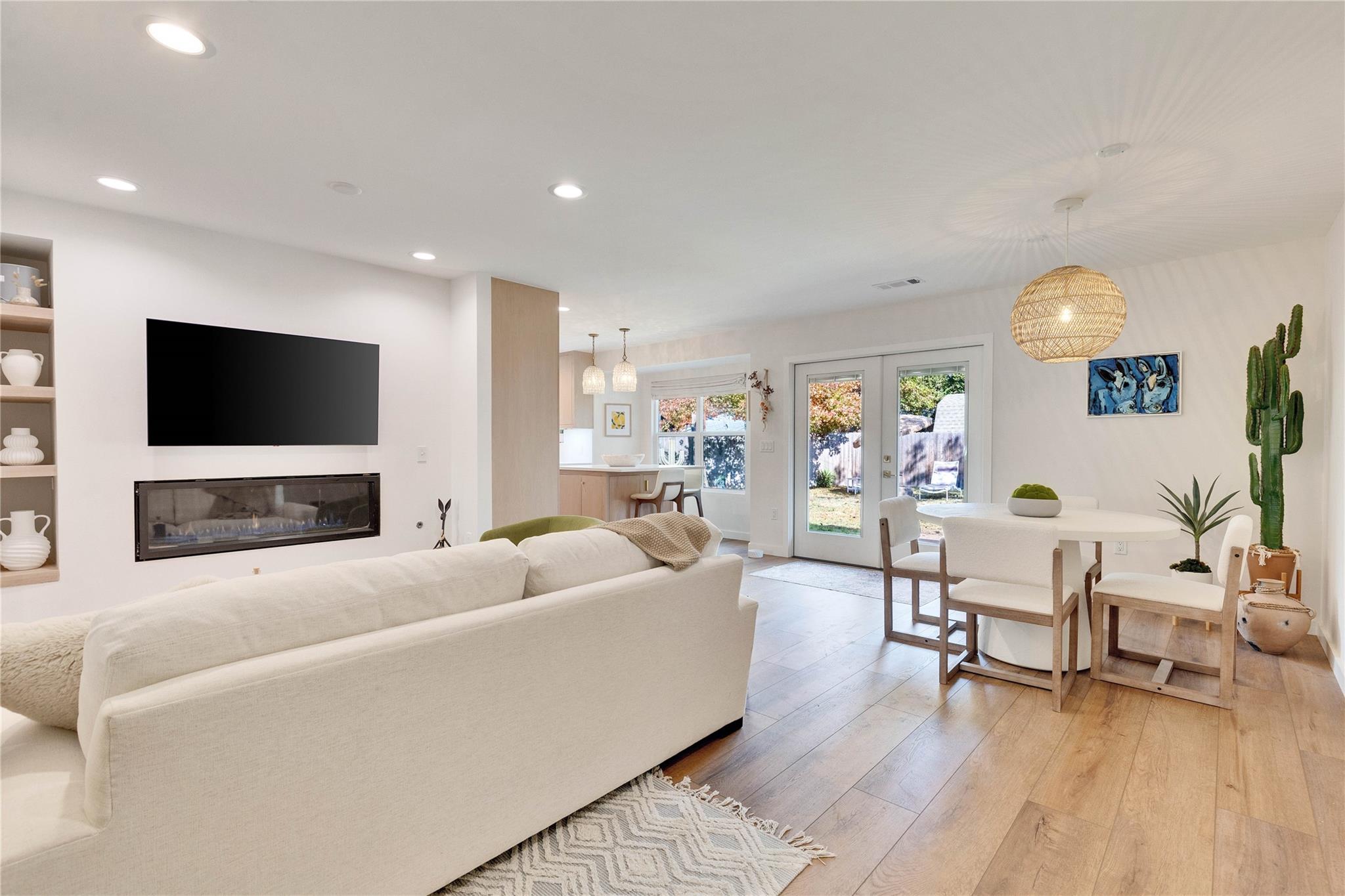 2108 Wooten Dr, Austin, TX 78757