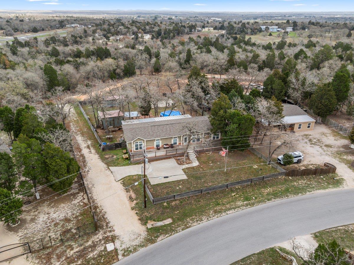 186 La Selva Dr, Elgin, TX 78621