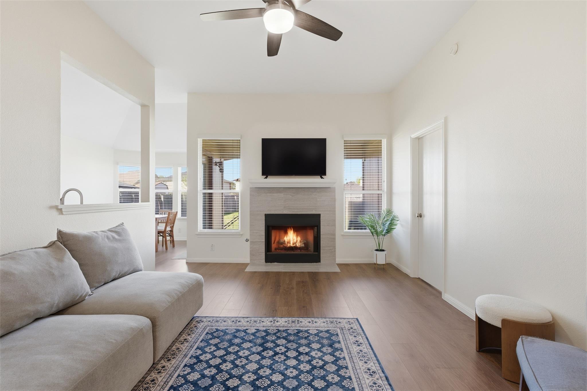 309 Dana Dr, Hutto, TX 78634