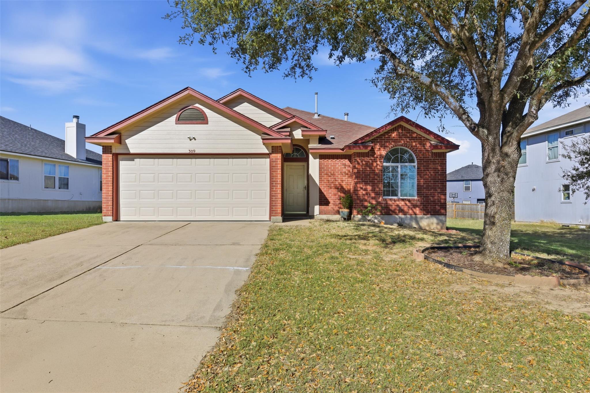 309 Dana Dr, Hutto, TX 78634
