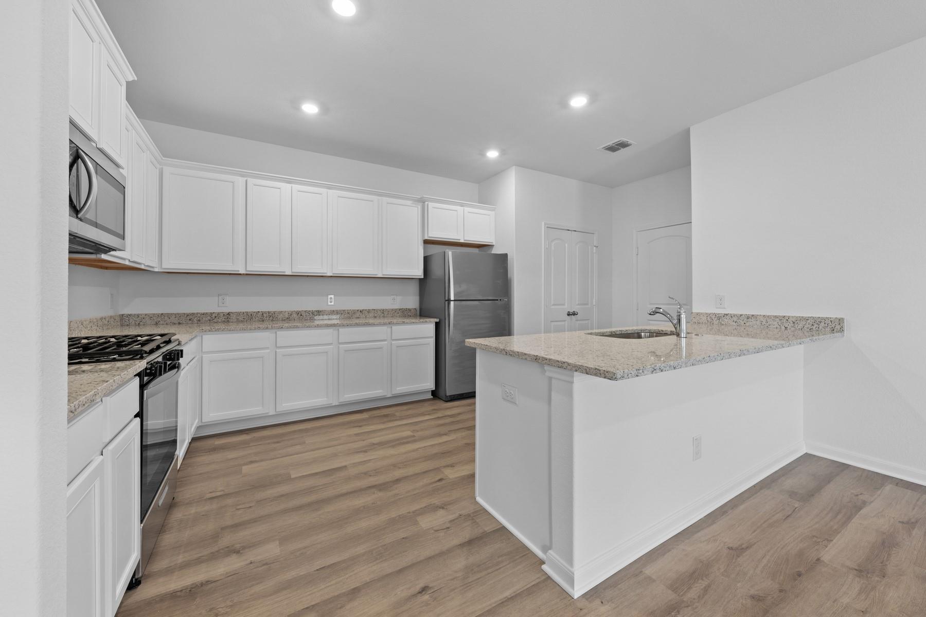 377 Silent Meadow Run, Maxwell, TX 78656