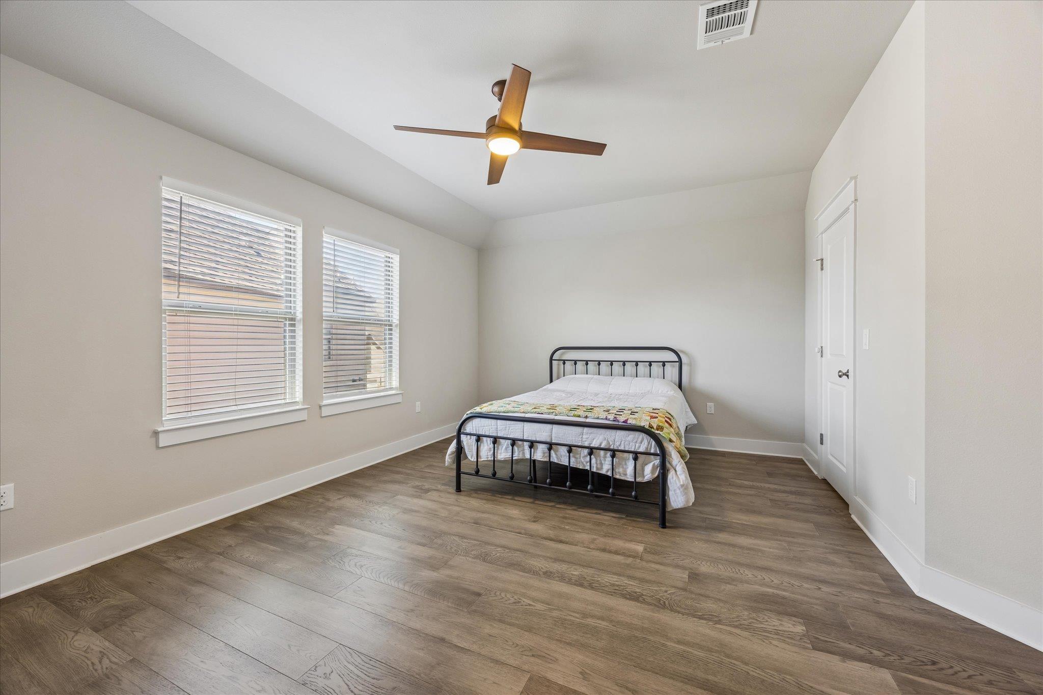 13001 Hymeadow Dr # 38, Austin, TX 78729