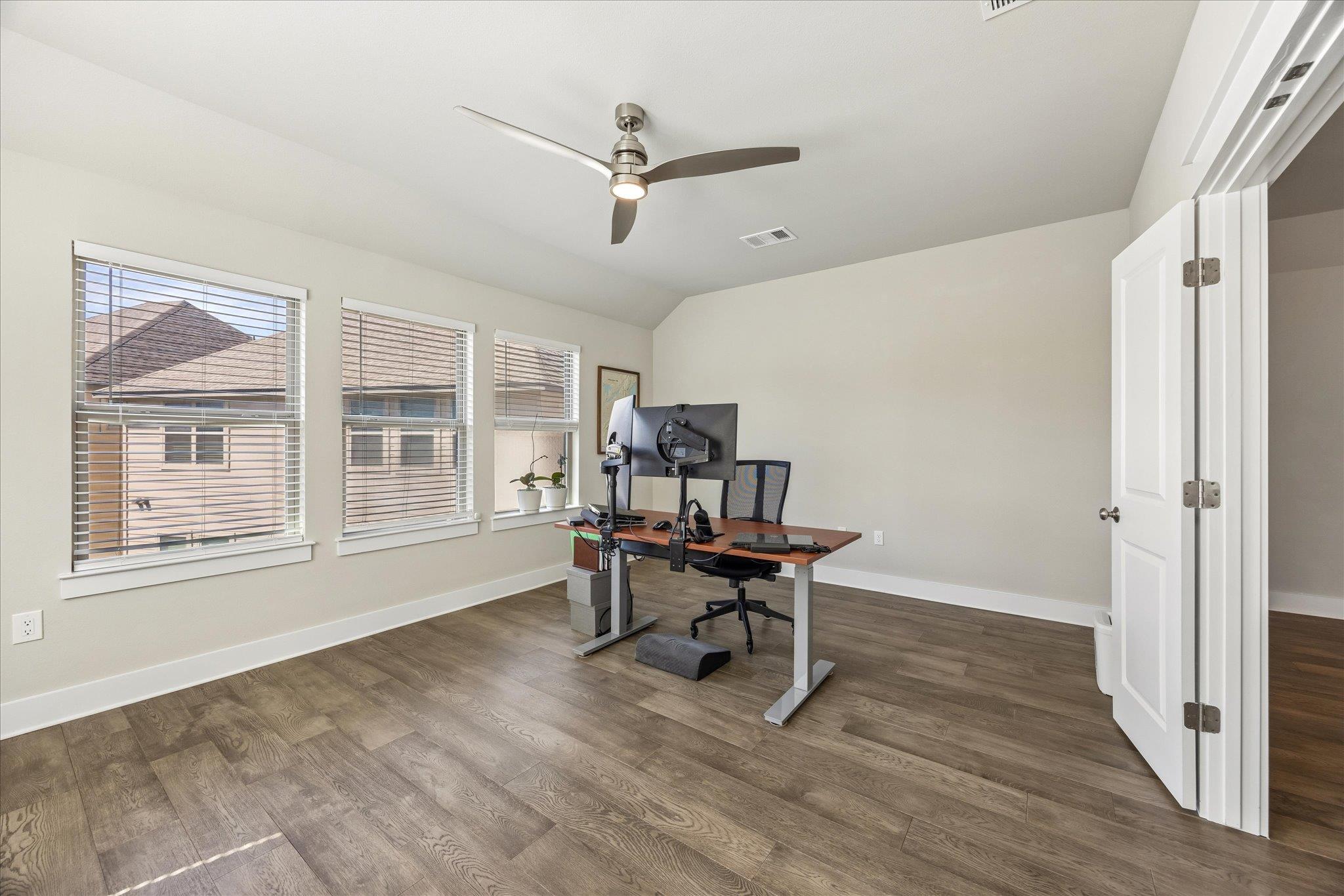 13001 Hymeadow Dr # 38, Austin, TX 78729