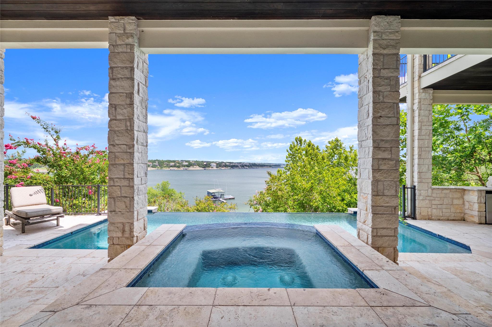 711 Cutlass, Lakeway, TX 78734